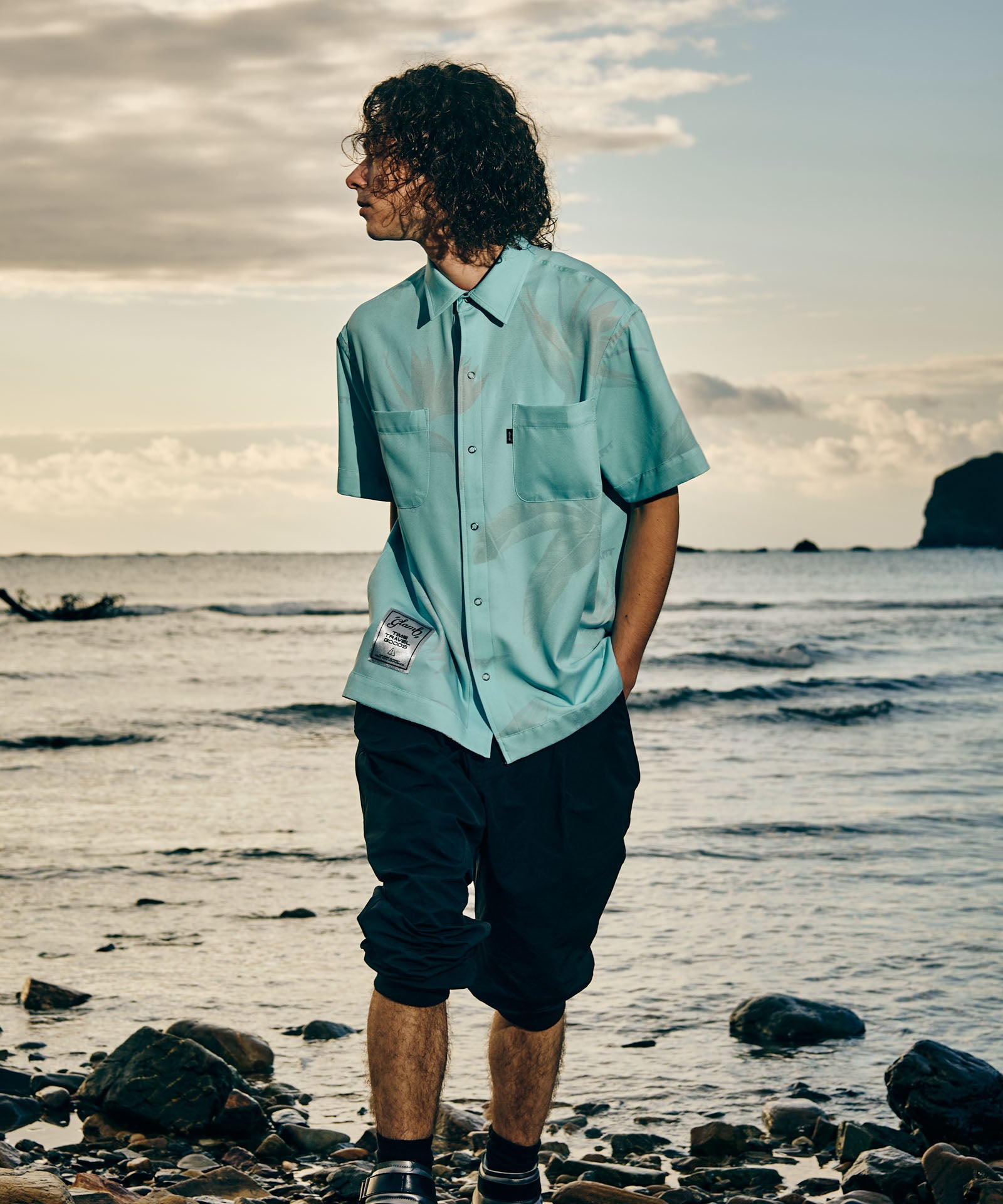 H:175 / C:83 / W:66 / H:87 着用サイズ:L