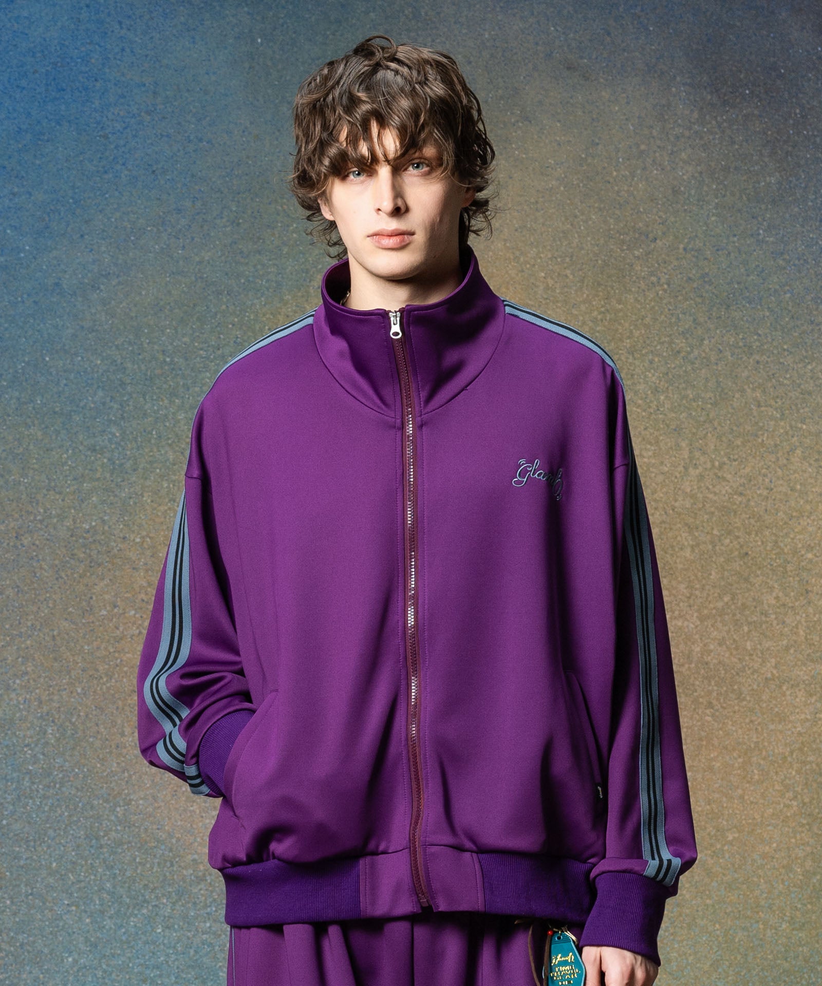 H:186 / C:89 / W:71 / H:92 着用サイズ:L