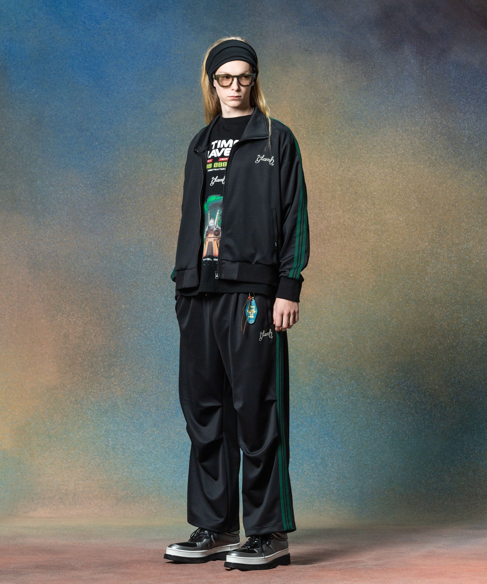 H:185 / C:78 / W:64 / H:88 着用サイズ:M