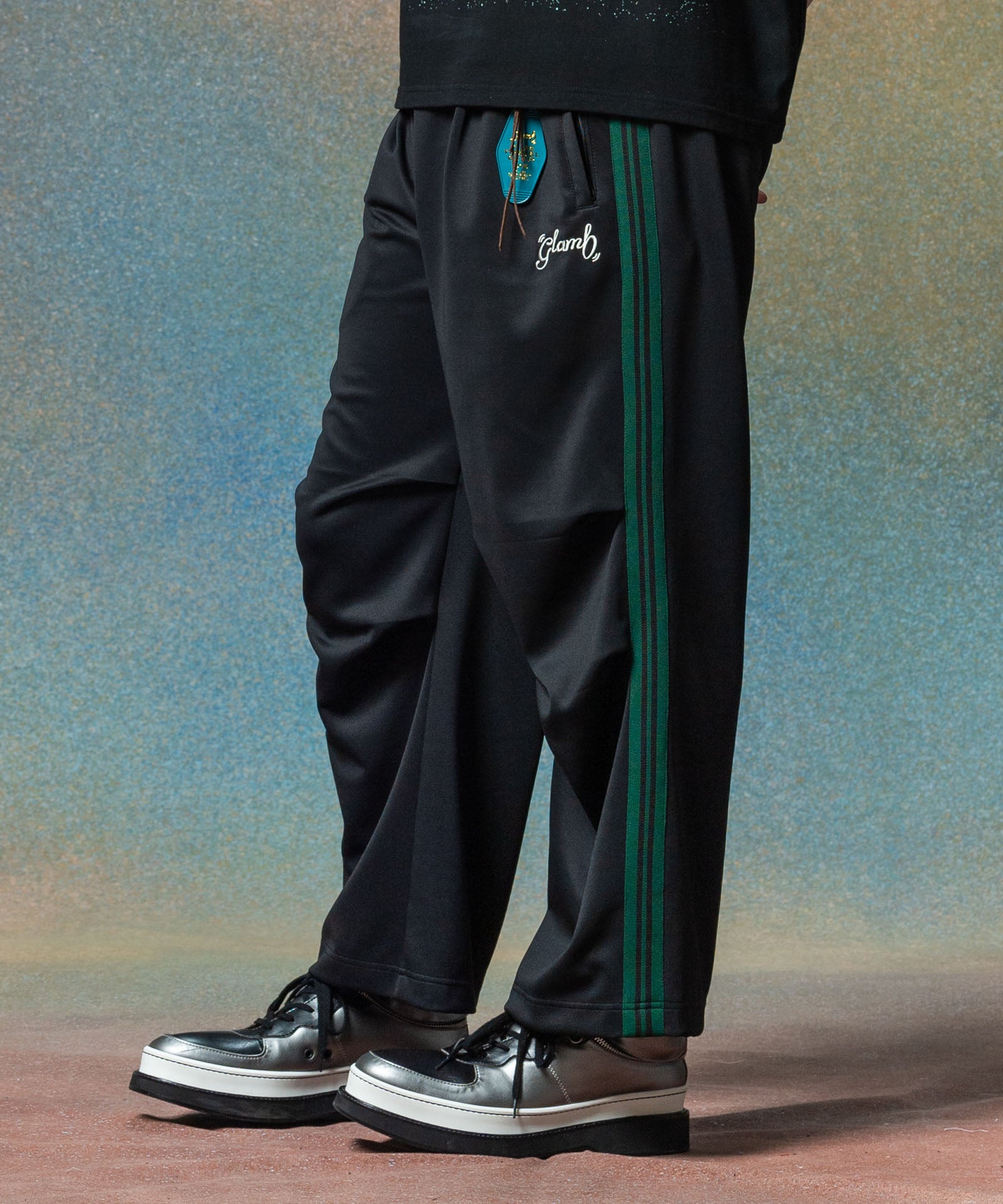 H:185 / C:78 / W:64 / H:88 着用サイズ:M