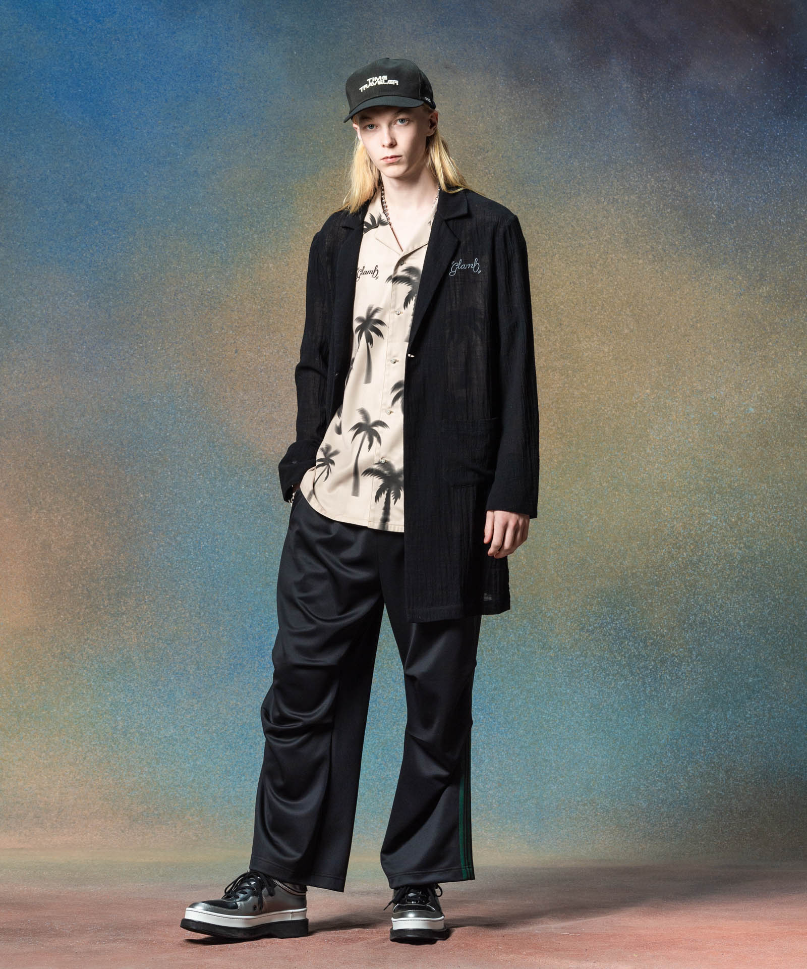 H:185 / C:78 / W:64 / H:88 着用サイズ:M