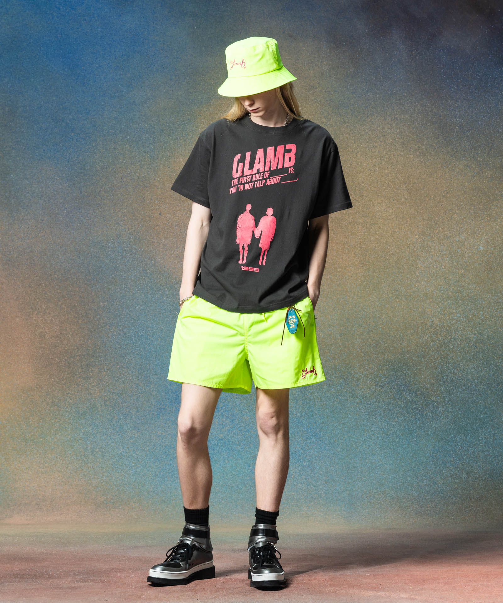 H:185 / C:78 / W:64 / H:88 着用サイズ:M