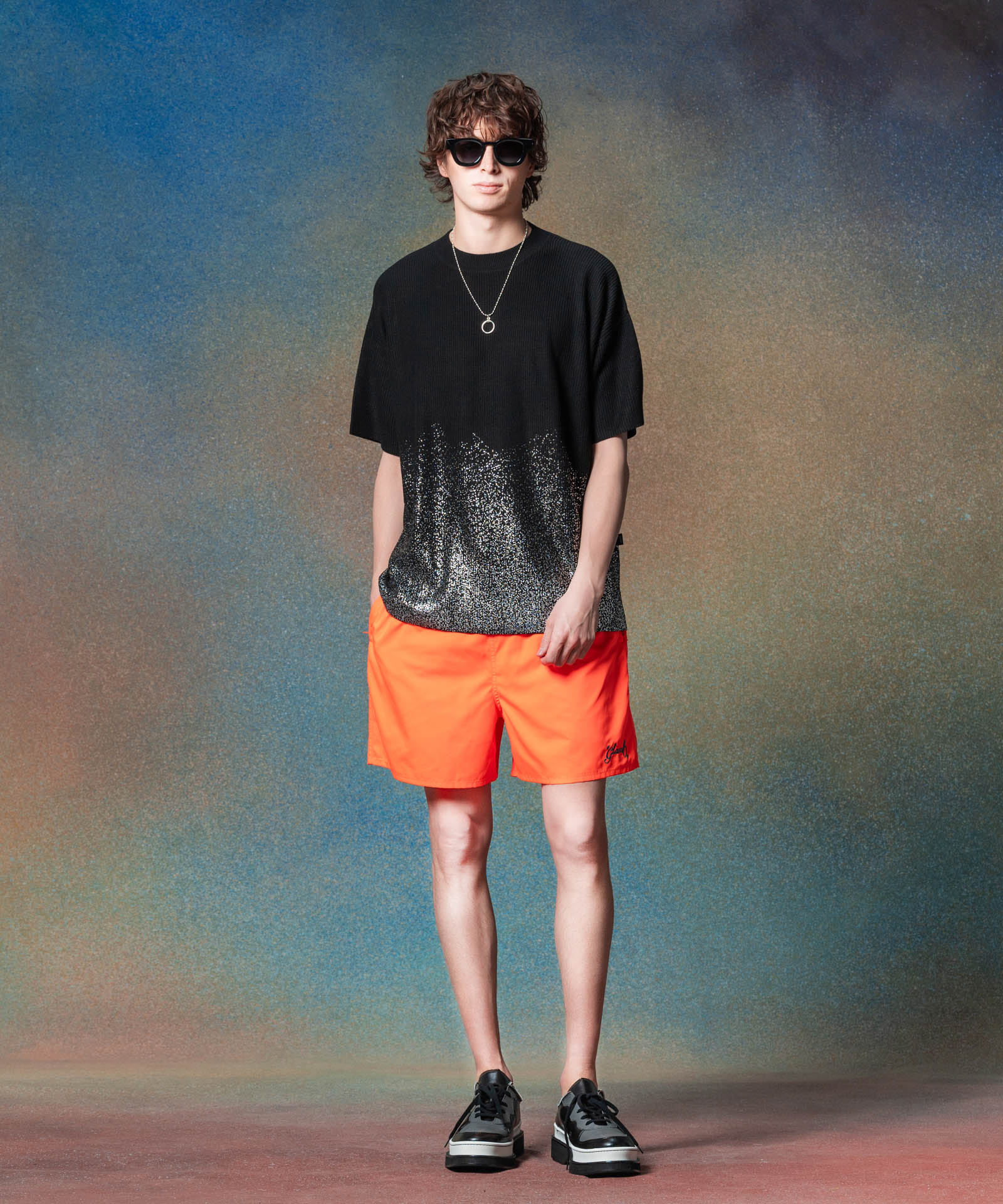 H:186 / C:89 / W:71 / H:92 着用サイズ:L