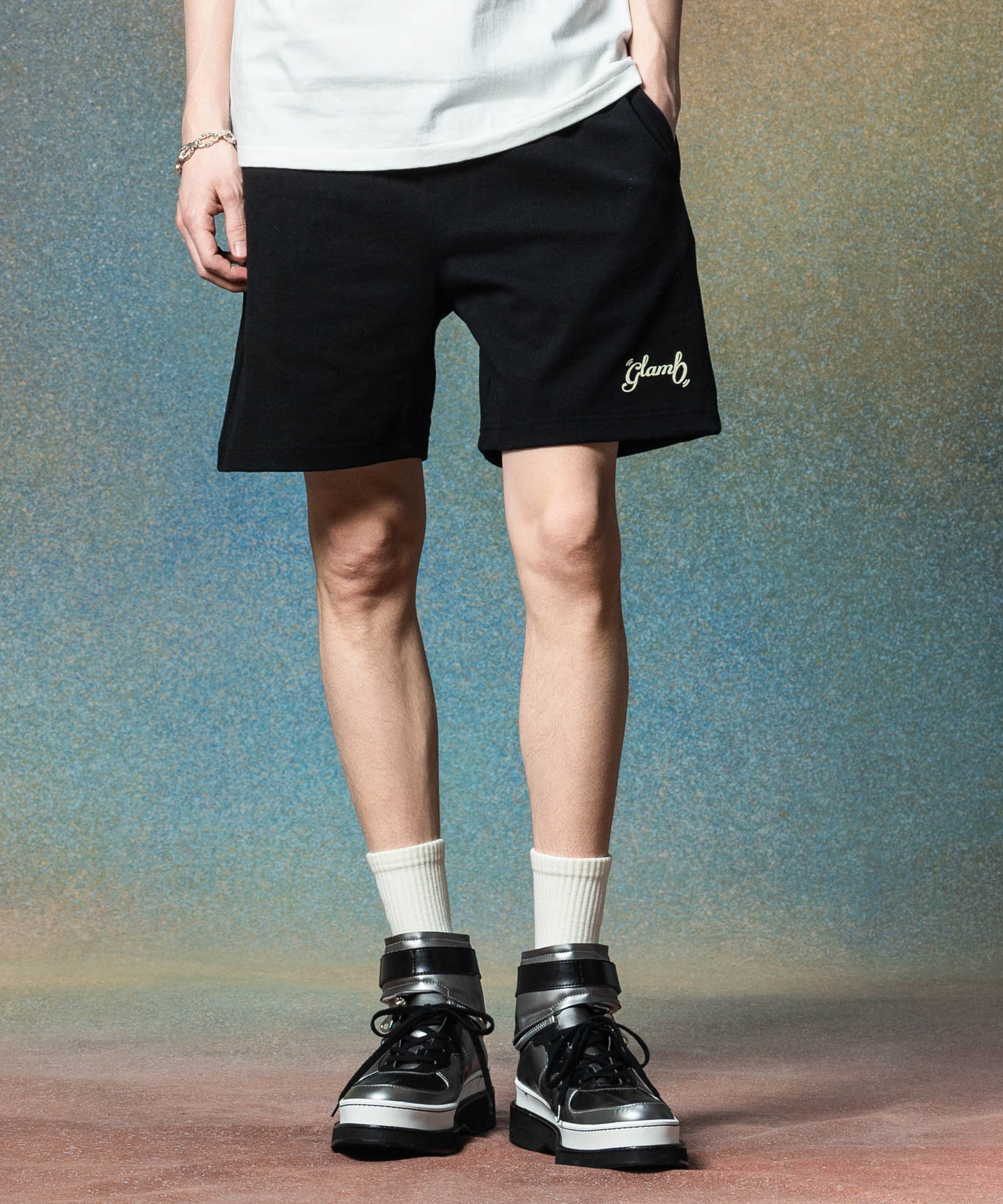 H:186 / C:89 / W:71 / H:92 着用サイズ:M