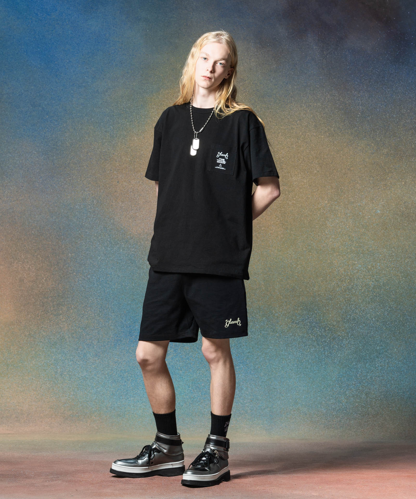 H:185 / C:78 / W:64 / H:88 着用サイズ:L