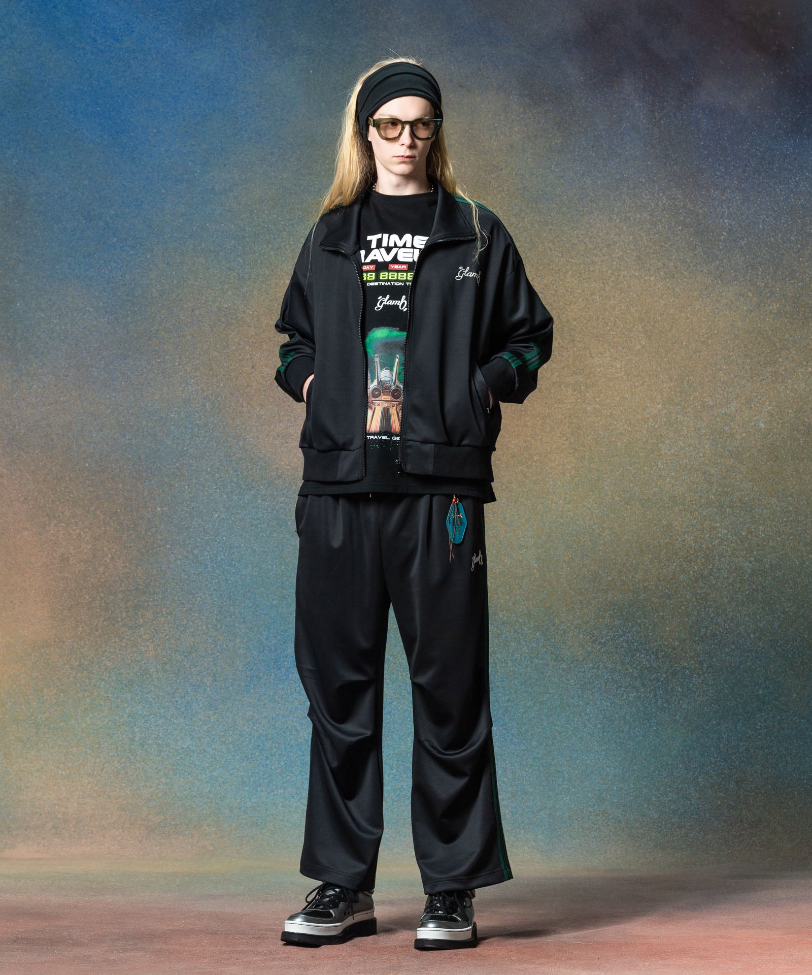 H:185 / C:78 / W:64 / H:88 着用サイズ:M