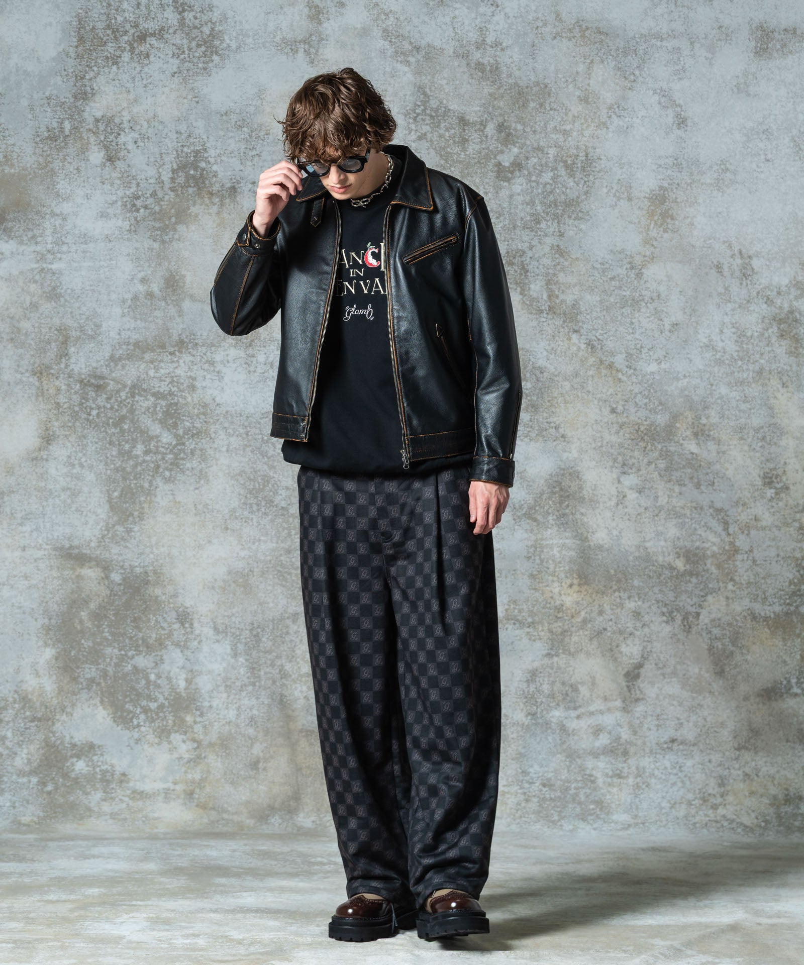 H:186 / C:89 / W:71 / H:92 着用サイズ:L