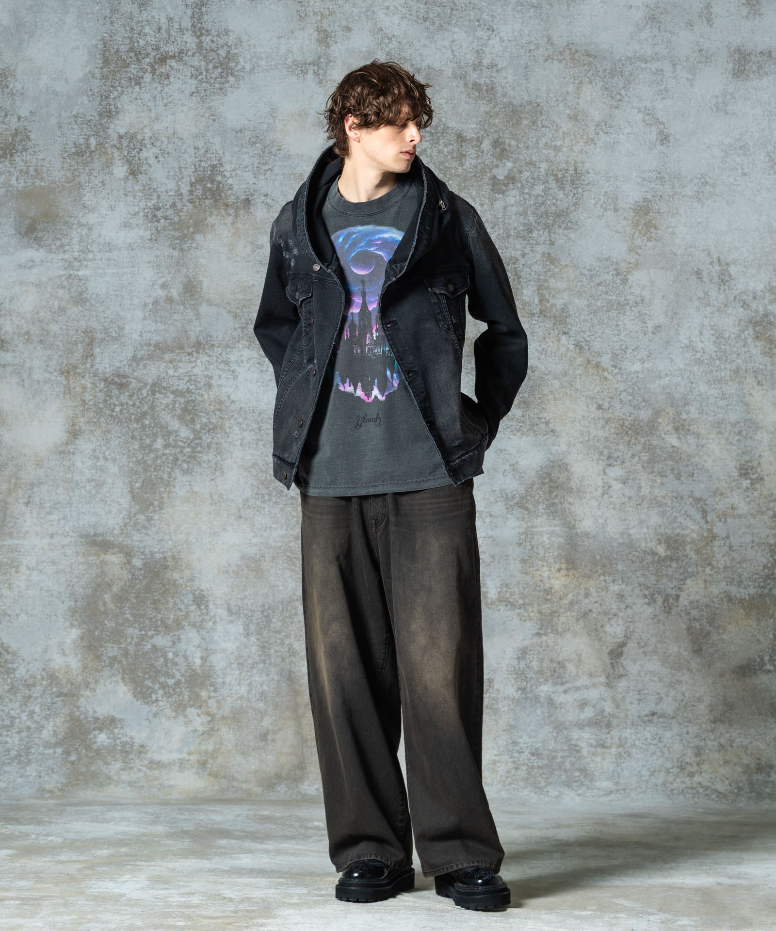 H:186 / C:89 / W:71 / H:92 着用サイズ:M