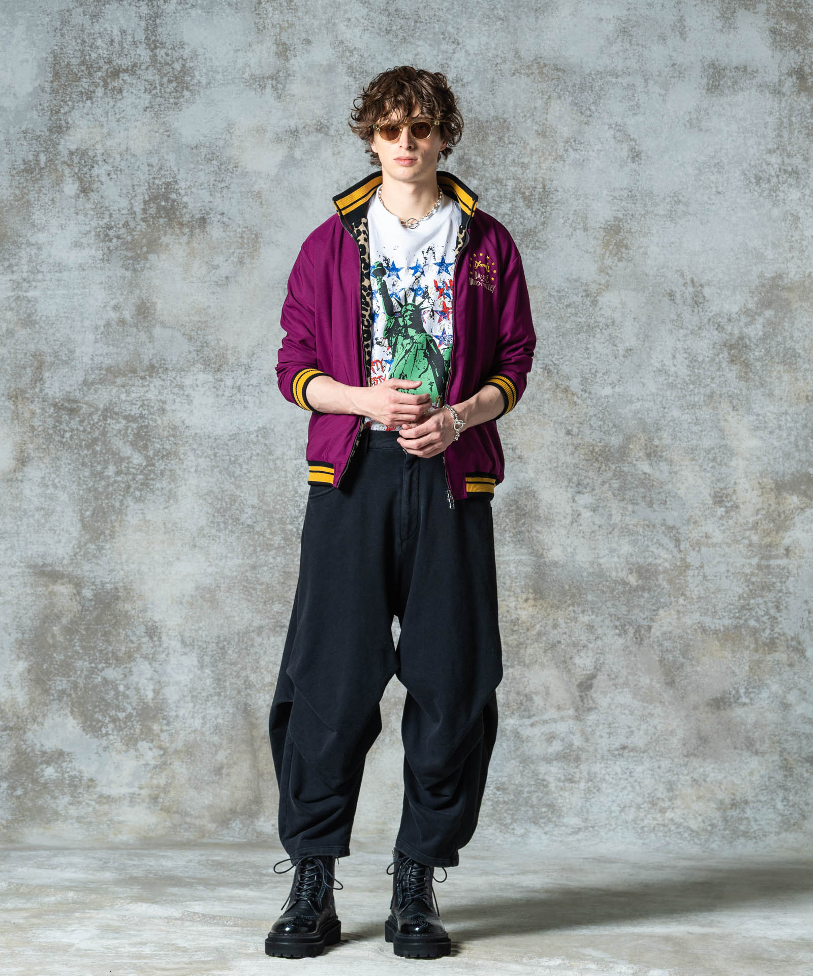 H:186 / C:89 / W:71 / H:92 着用サイズ:M