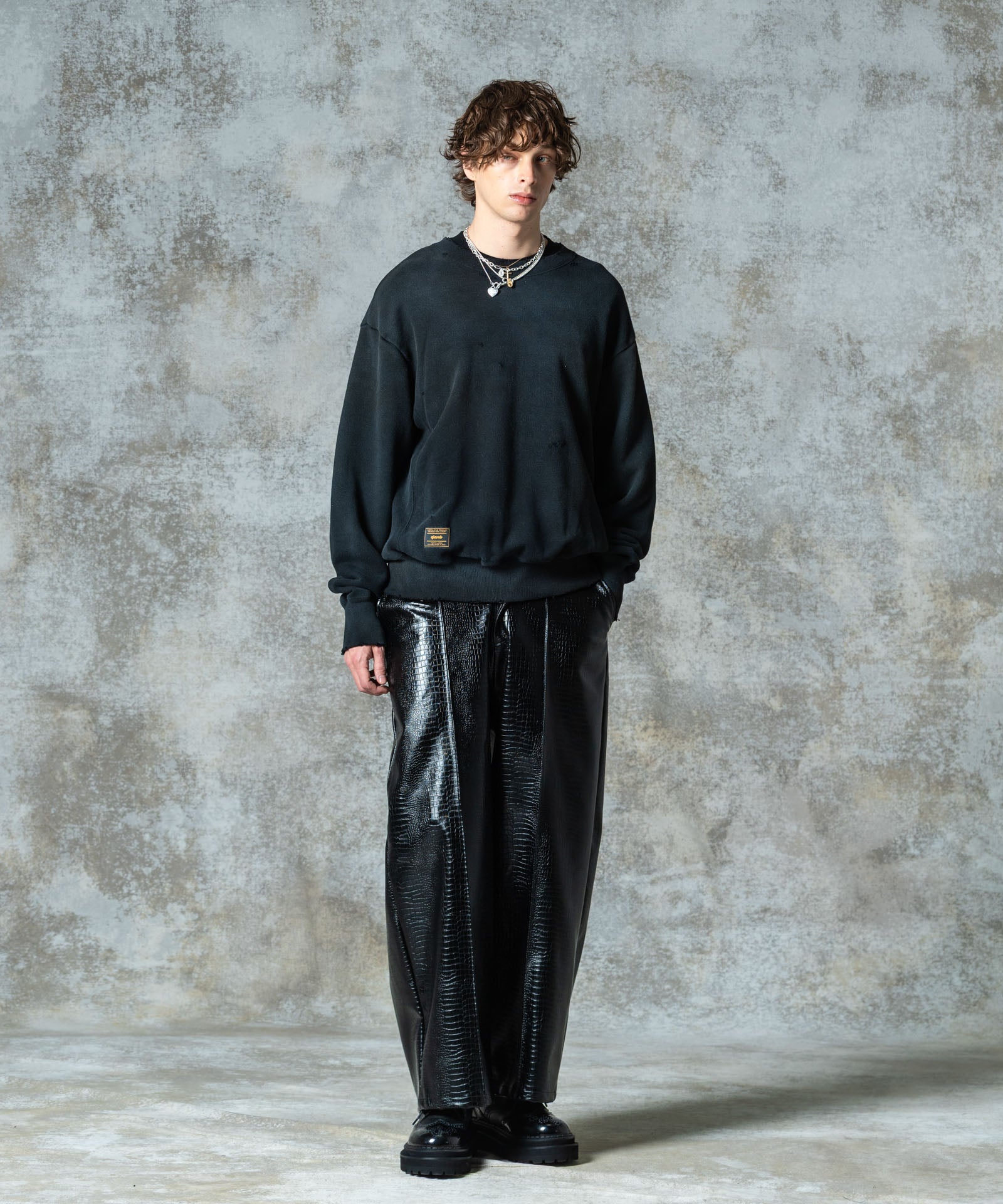 H:186 / C:89 / W:71 / H:92 着用サイズ:M