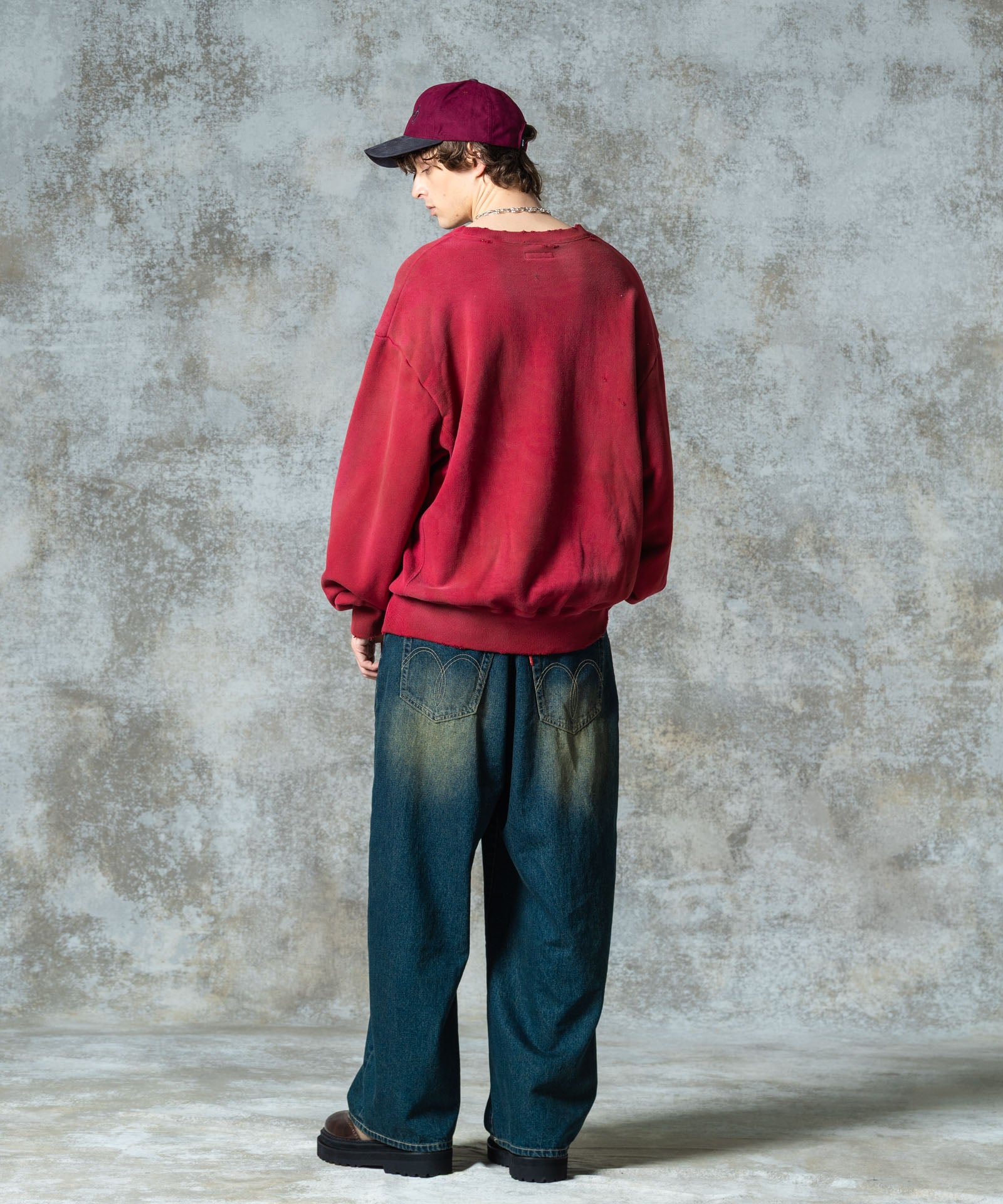 H:186 / C:89 / W:71 / H:92 着用サイズ:L