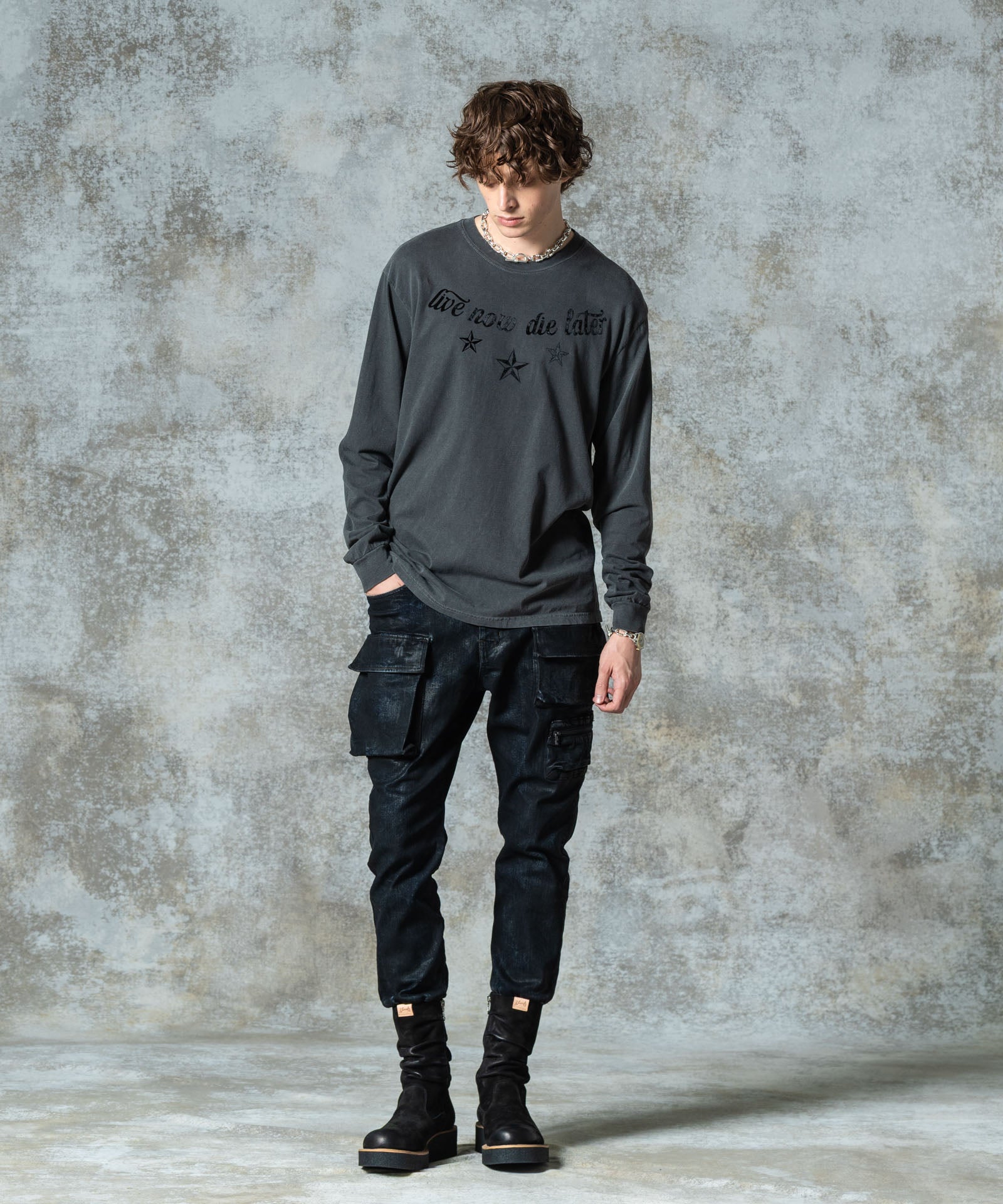 H:186 / C:89 / W:71 / H:92 着用サイズ:M