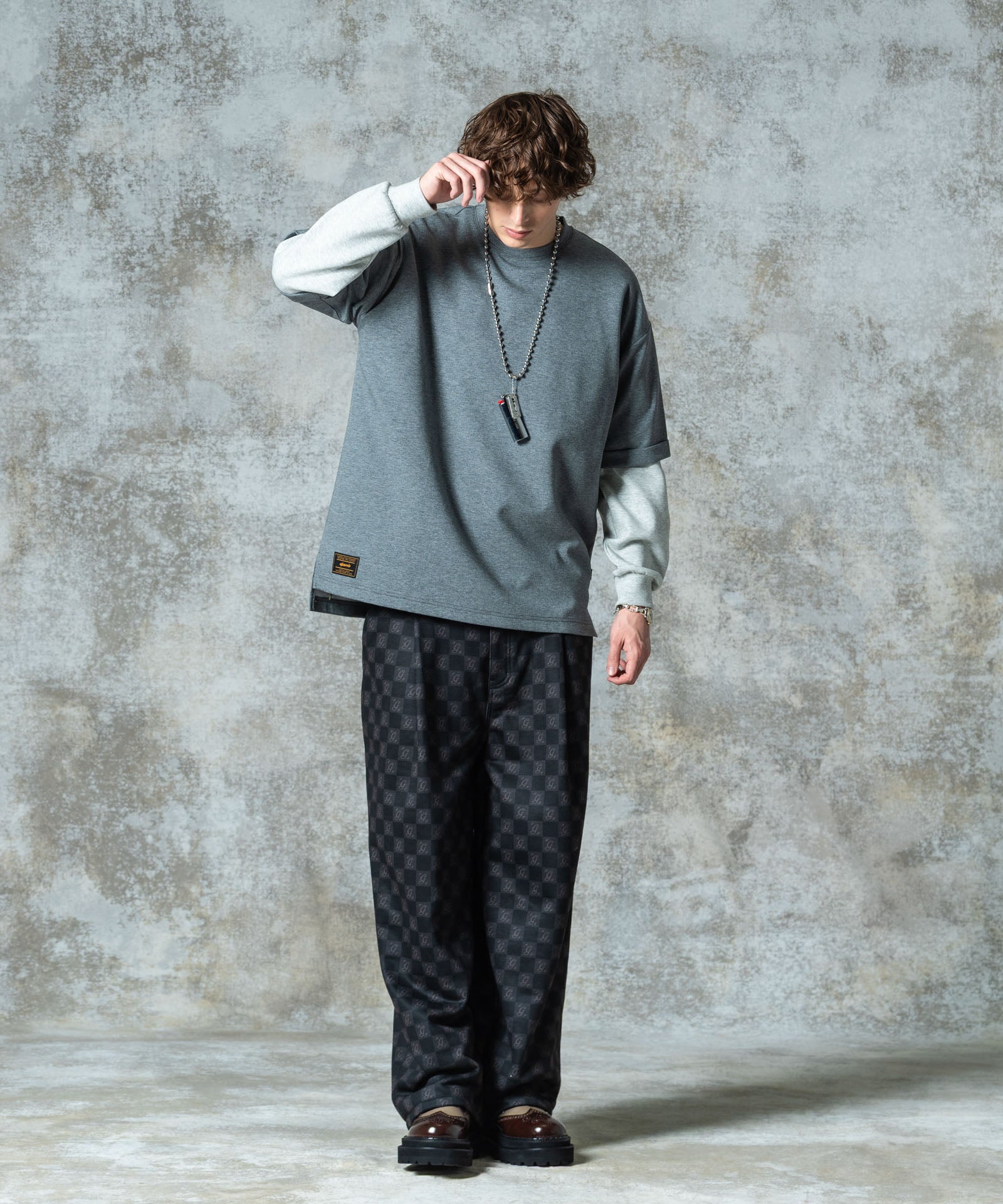 H:186 / C:89 / W:71 / H:92 着用サイズ:M