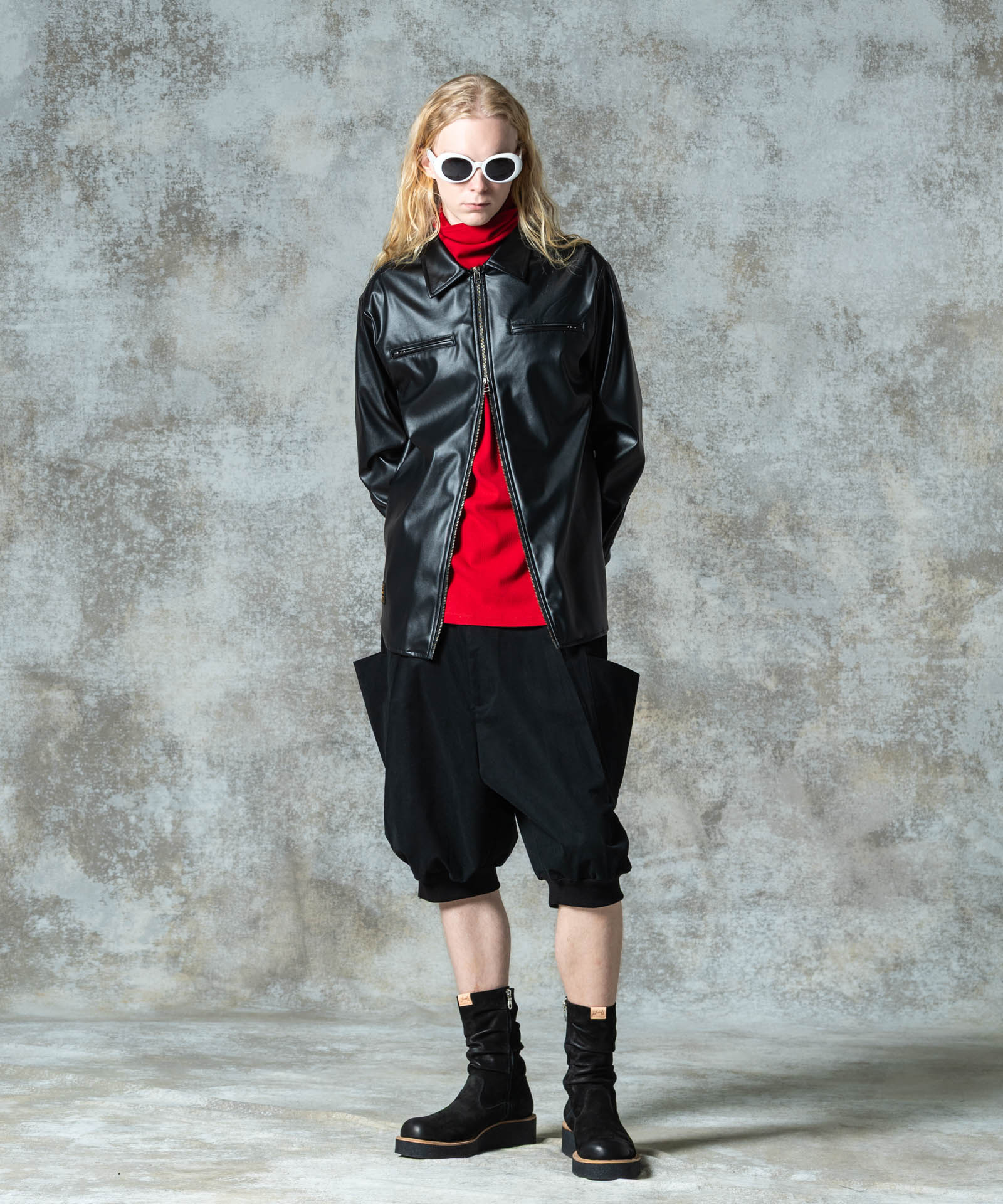 H:185 / C:78 / W:64 / H:88 着用サイズ:M