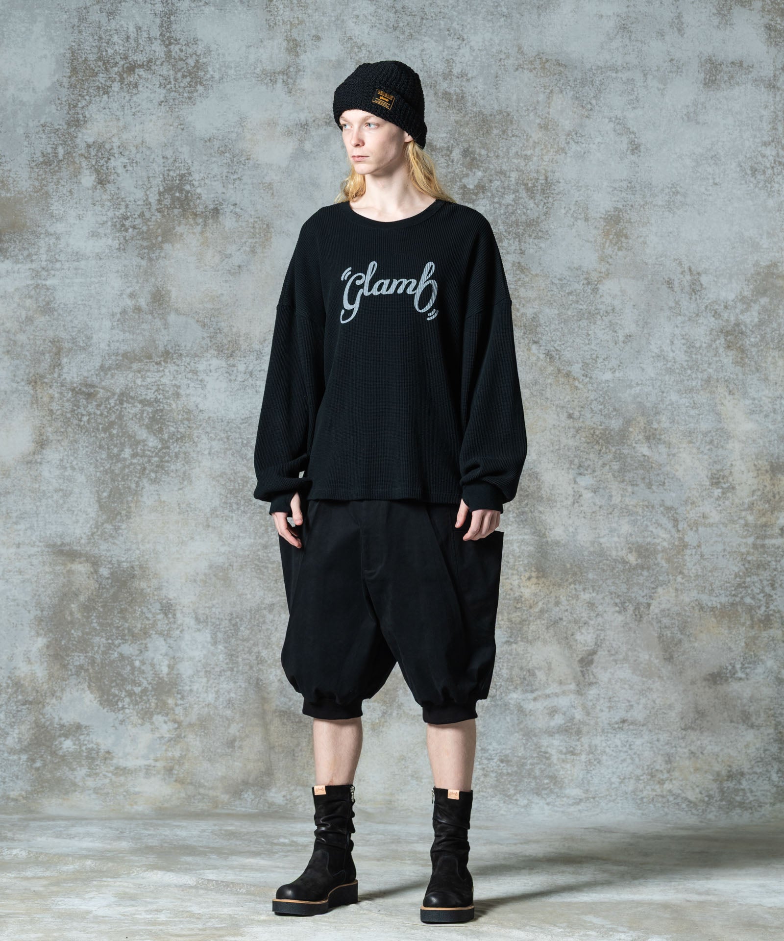 H:185 / C:78 / W:64 / H:88 着用サイズ:M