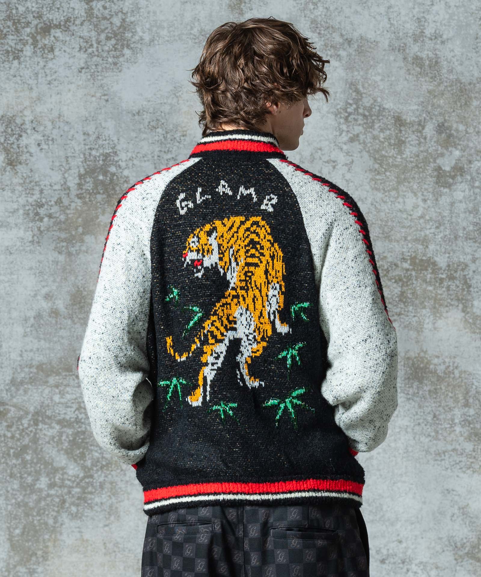 H:186 / C:89 / W:71 / H:92 着用サイズ:M