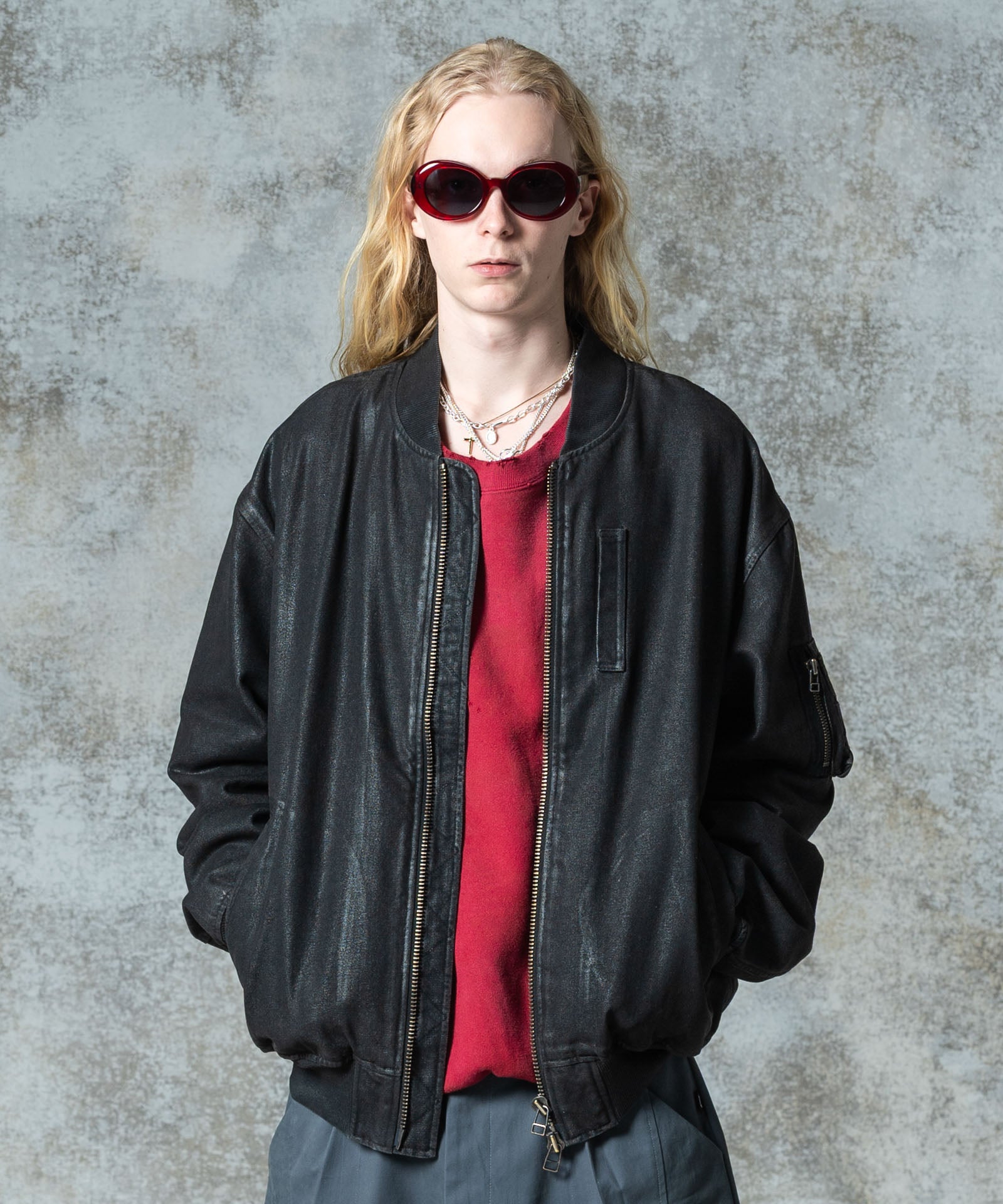 H:185 / C:78 / W:64 / H:88 着用サイズ:L