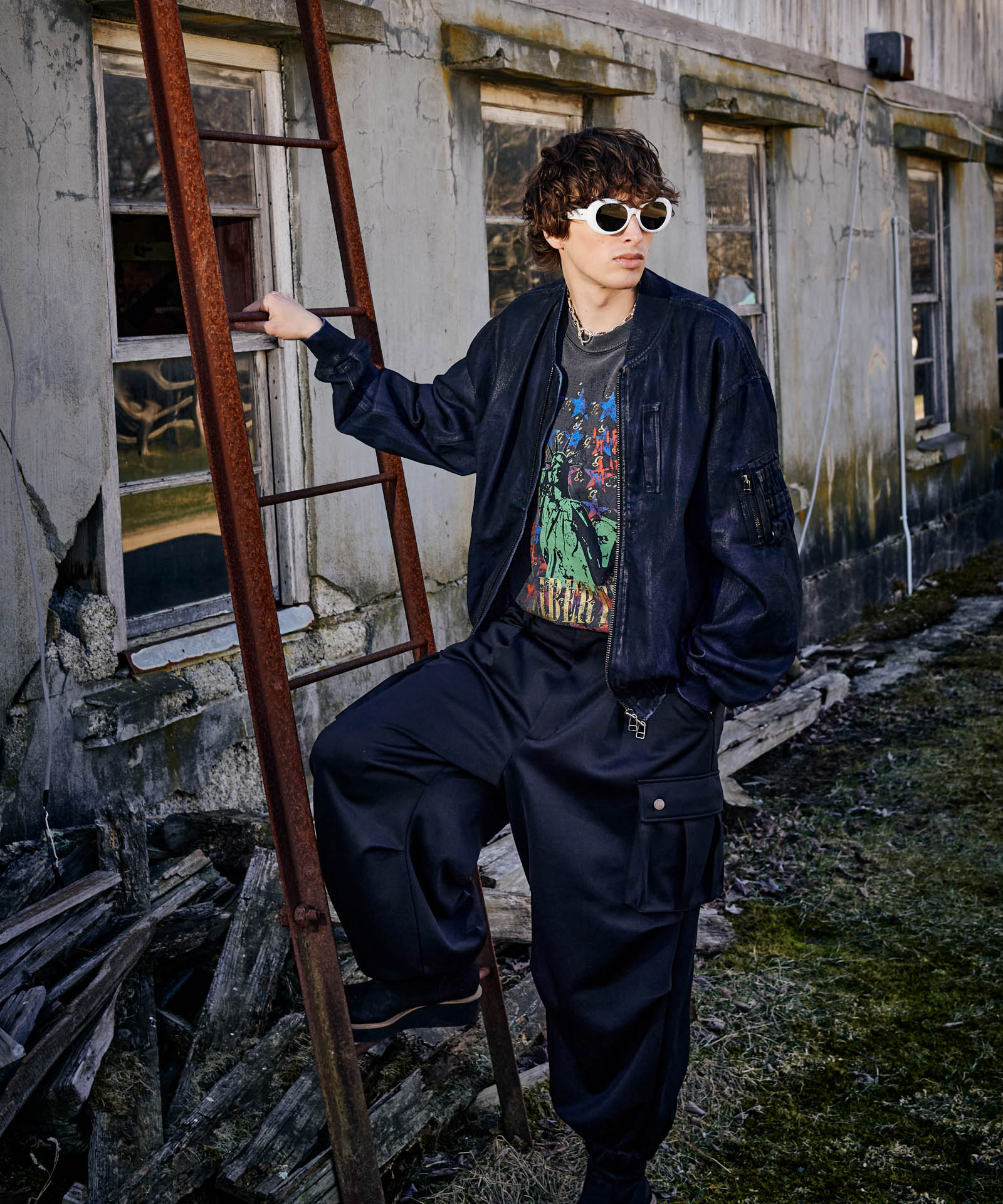 H:186 / C:89 / W:71 / H:92 着用サイズ:M