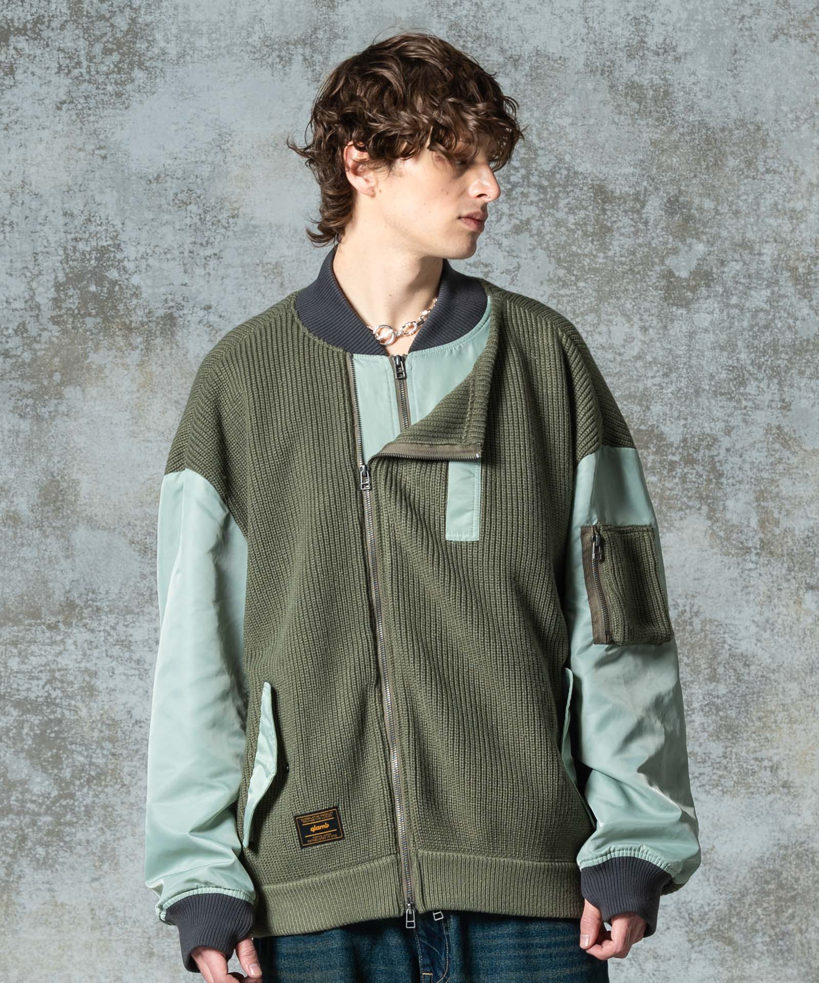 H:186 / C:89 / W:71 / H:92 着用サイズ:L