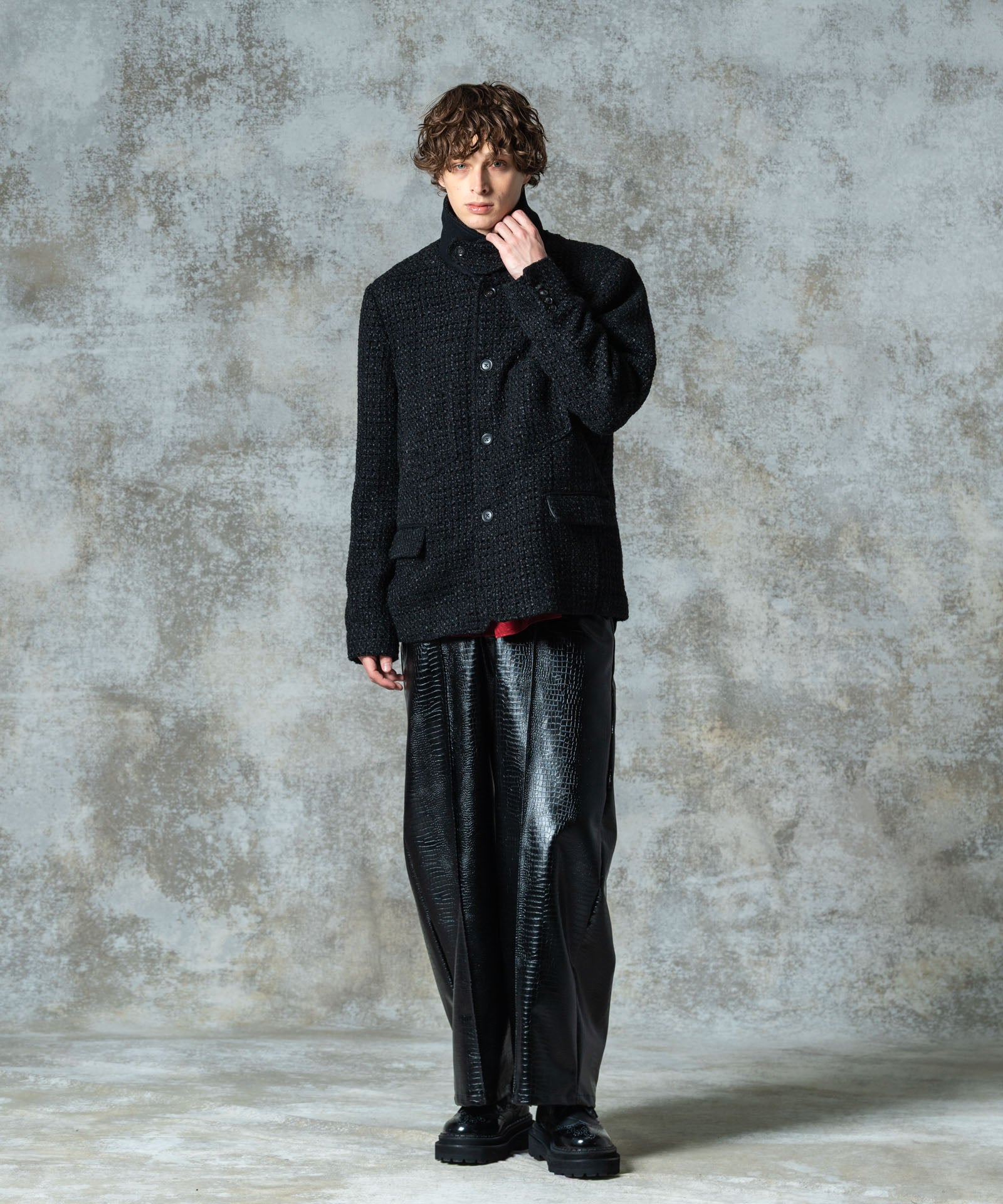 H:186 / C:89 / W:71 / H:92 着用サイズ:L