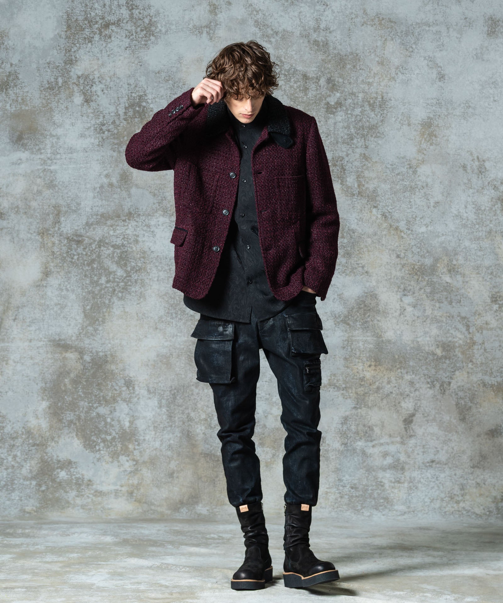 H:186 / C:89 / W:71 / H:92 着用サイズ:M