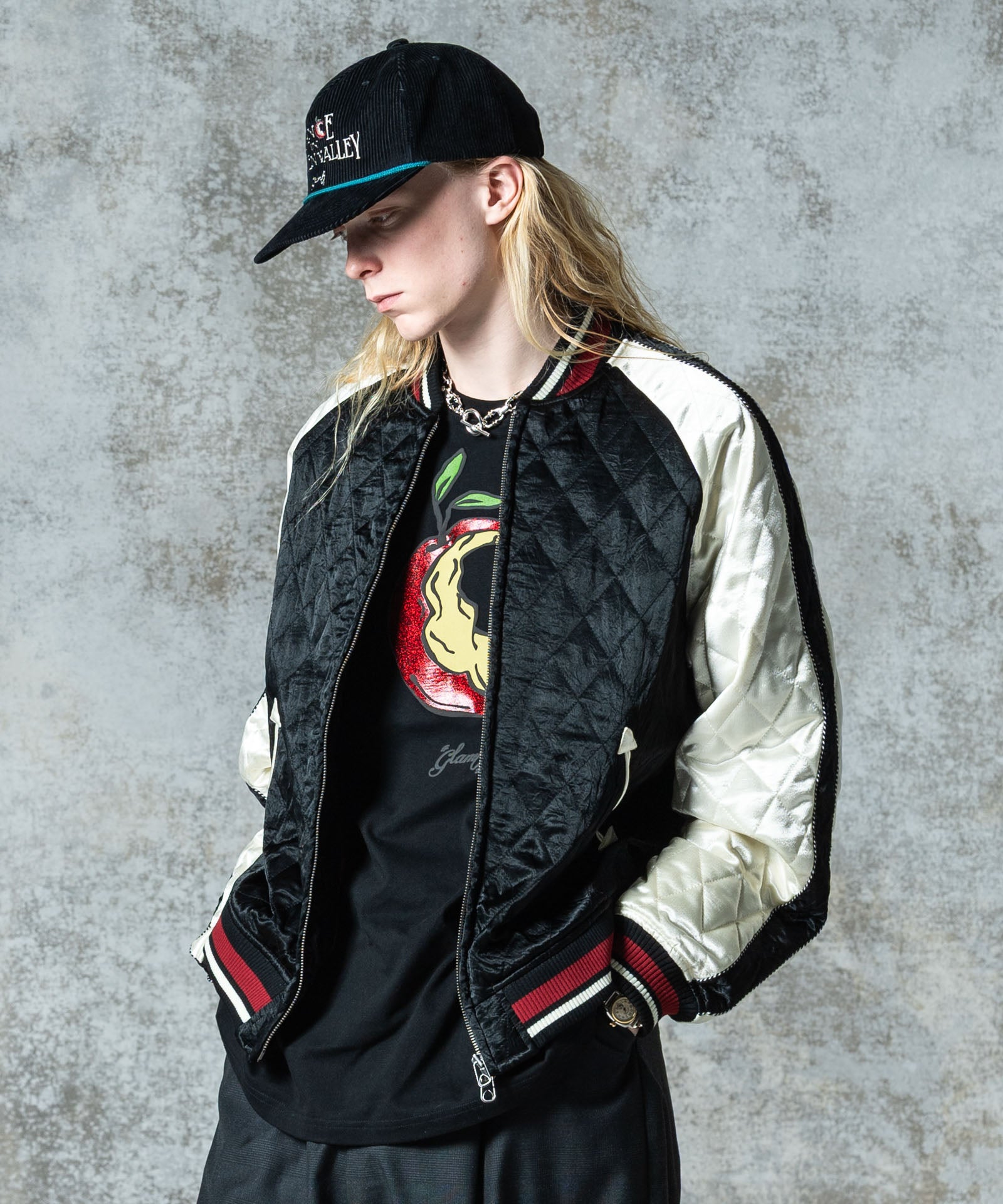 H:185 / C:78 / W:64 / H:88 着用サイズ:M