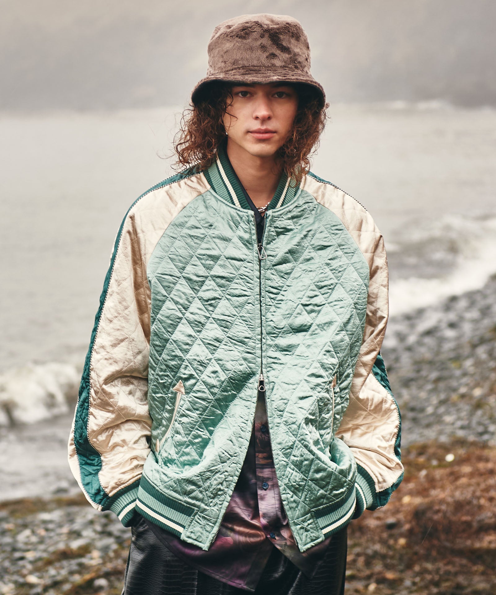 H:175 / C:83 / W:66 / H:87 着用サイズ:L