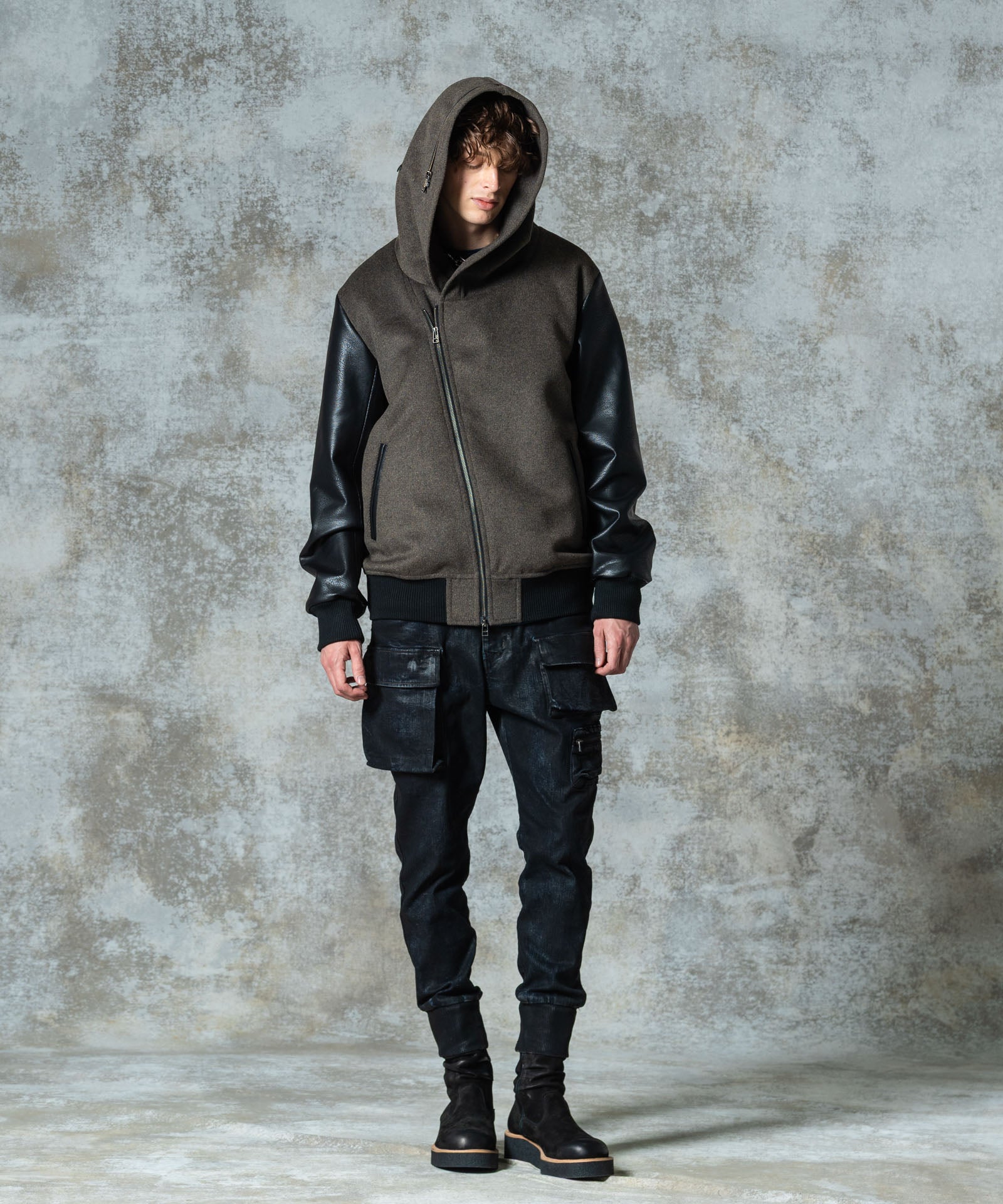 H:186 / C:89 / W:71 / H:92 着用サイズ:L