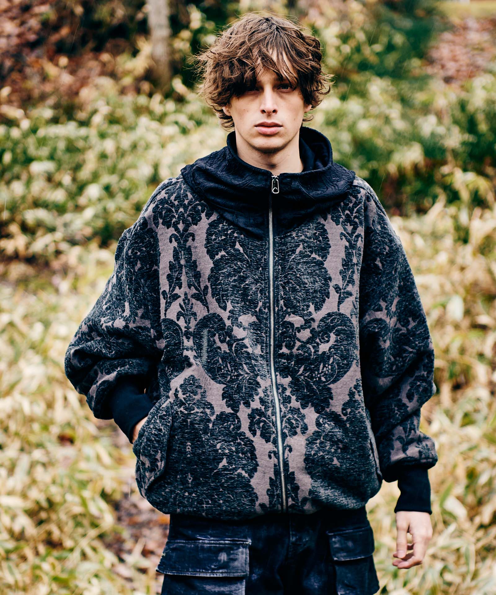 H:186 / C:89 / W:71 / H:92 着用サイズ:L