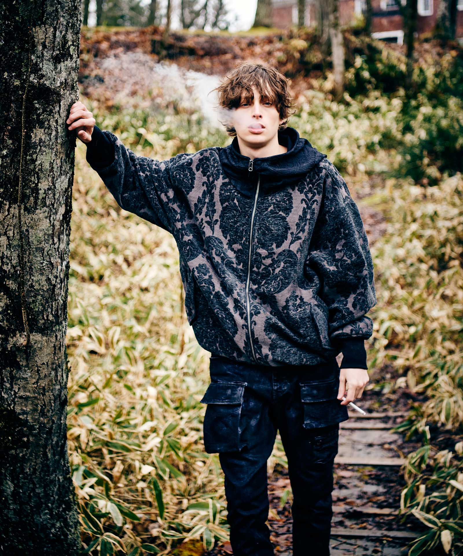 H:186 / C:89 / W:71 / H:92 着用サイズ:L