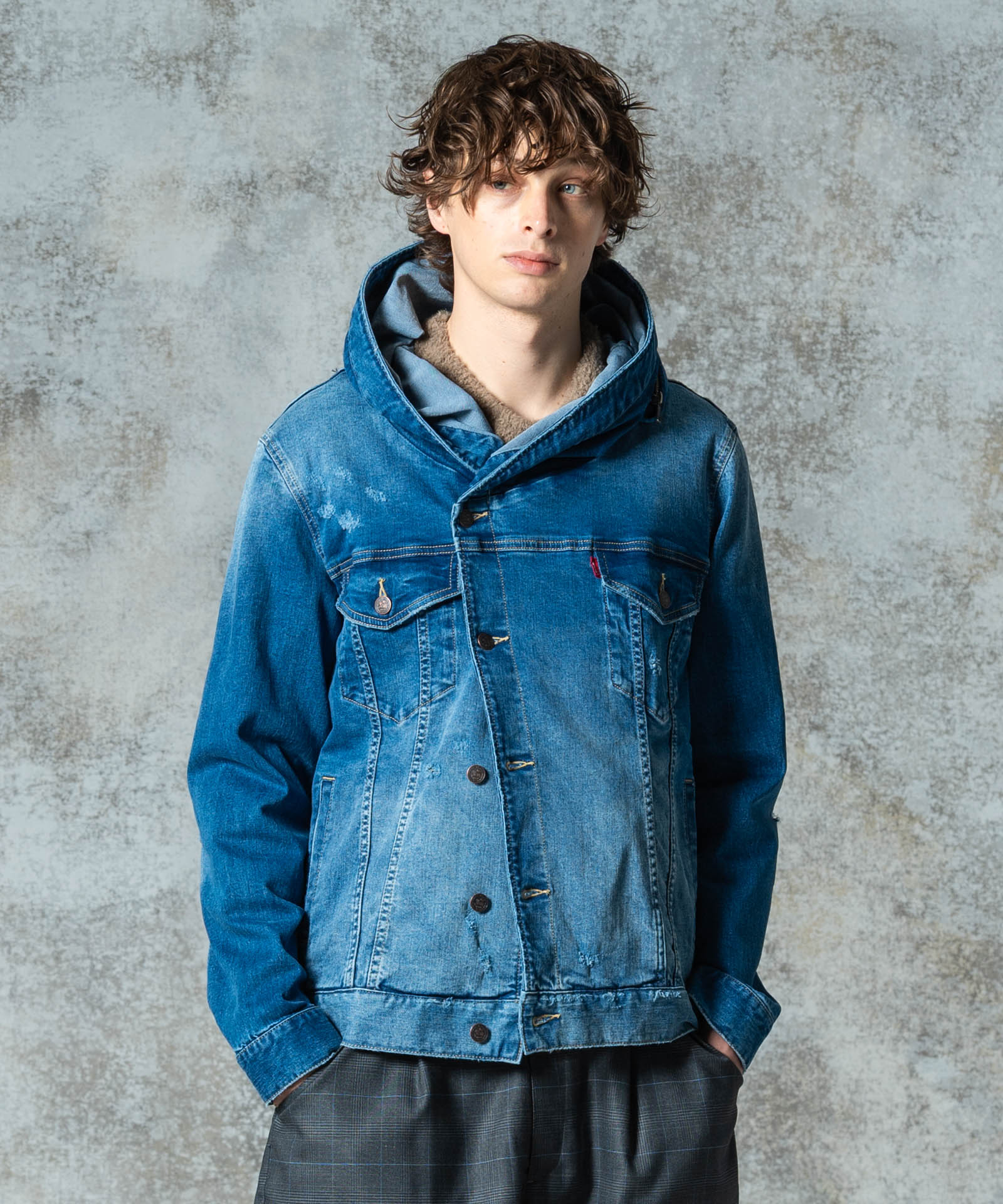 H:186 / C:89 / W:71 / H:92 着用サイズ:M