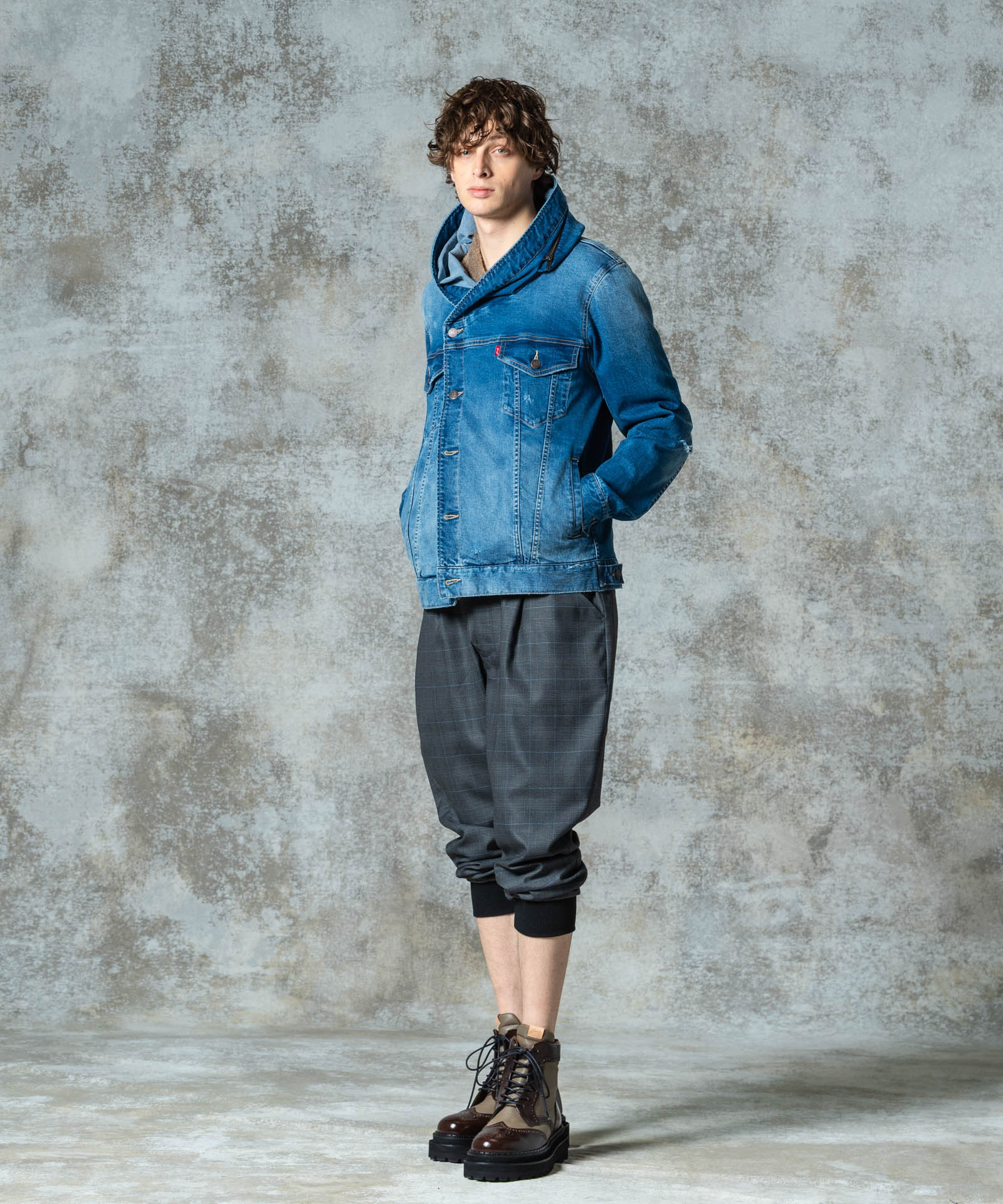 H:186 / C:89 / W:71 / H:92 着用サイズ:M