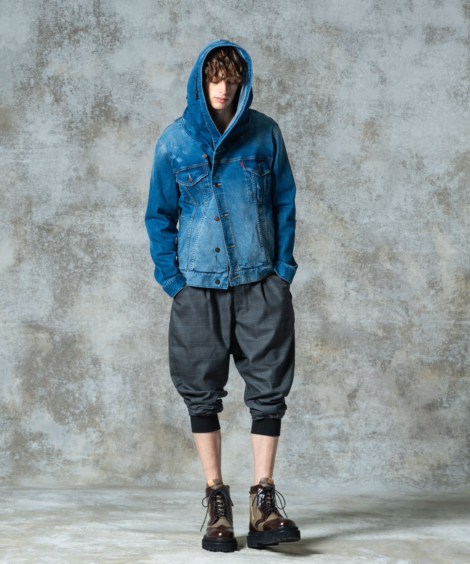 H:186 / C:89 / W:71 / H:92 着用サイズ:M