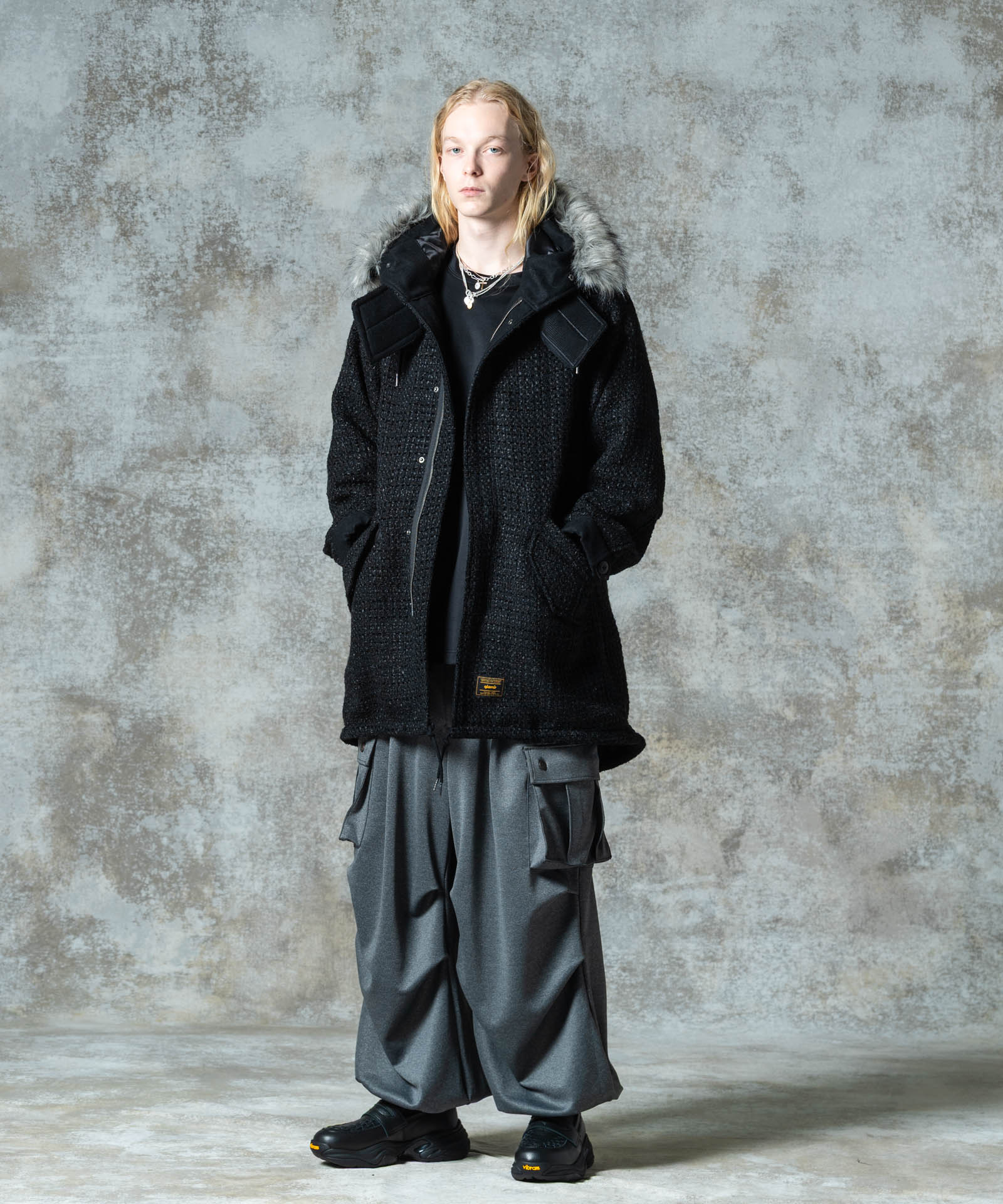 H:185 / C:78 / W:64 / H:88 着用サイズ:M