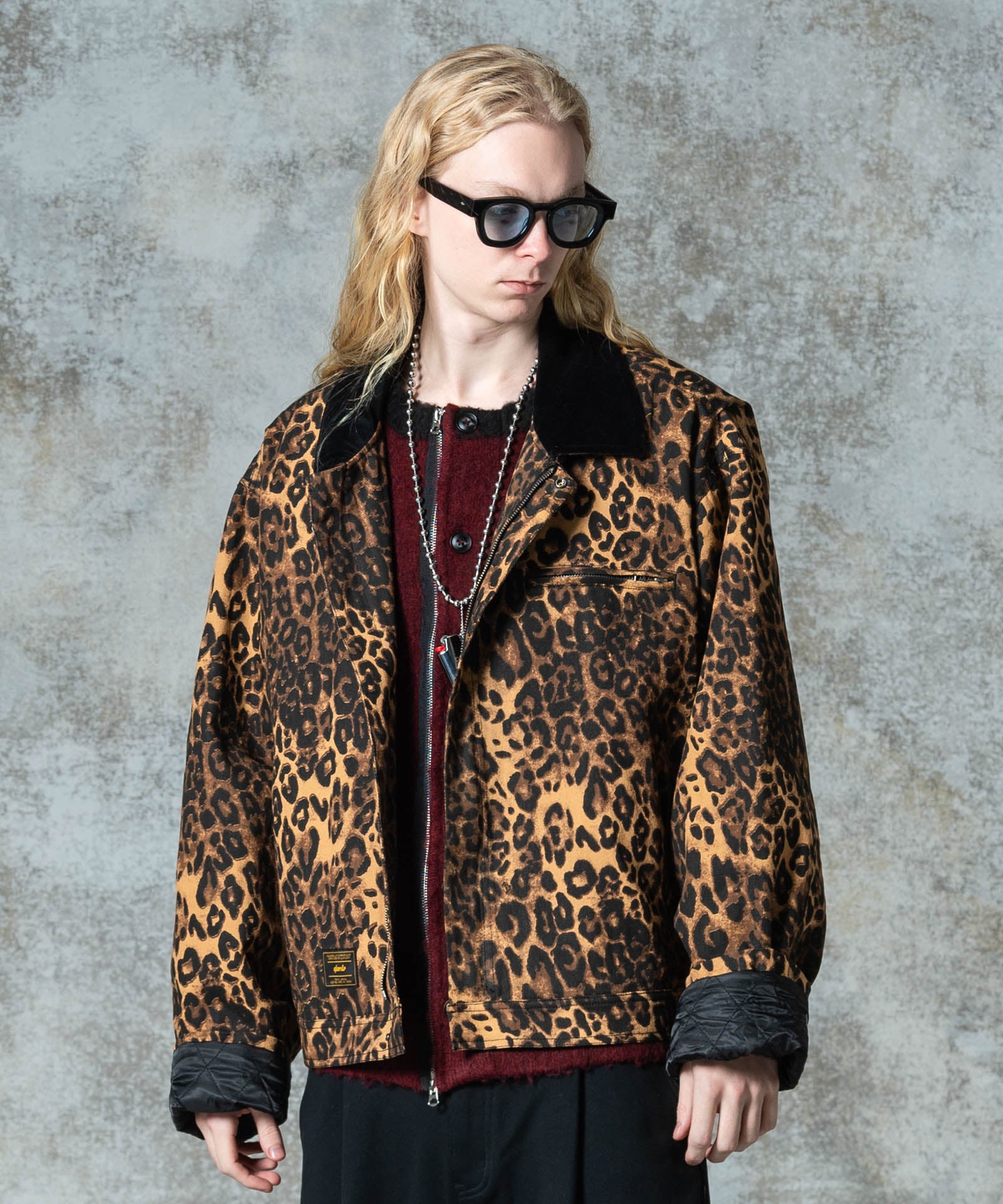 H:185 / C:78 / W:64 / H:88 着用サイズ:L