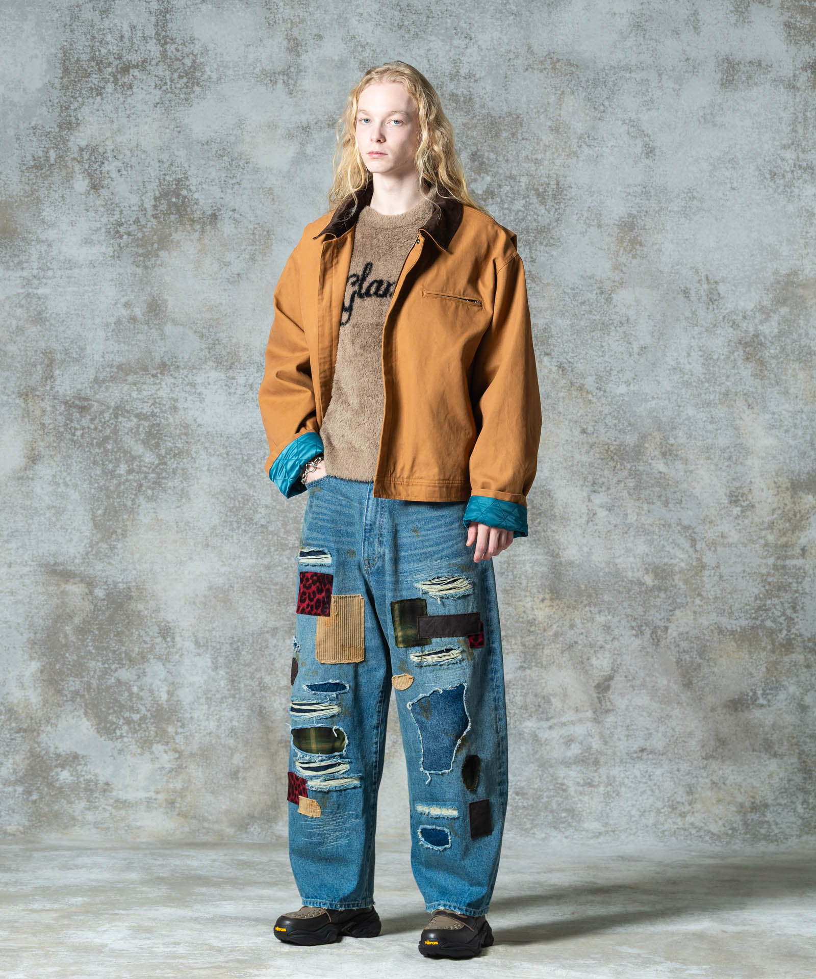 H:185 / C:78 / W:64 / H:88 着用サイズ:L