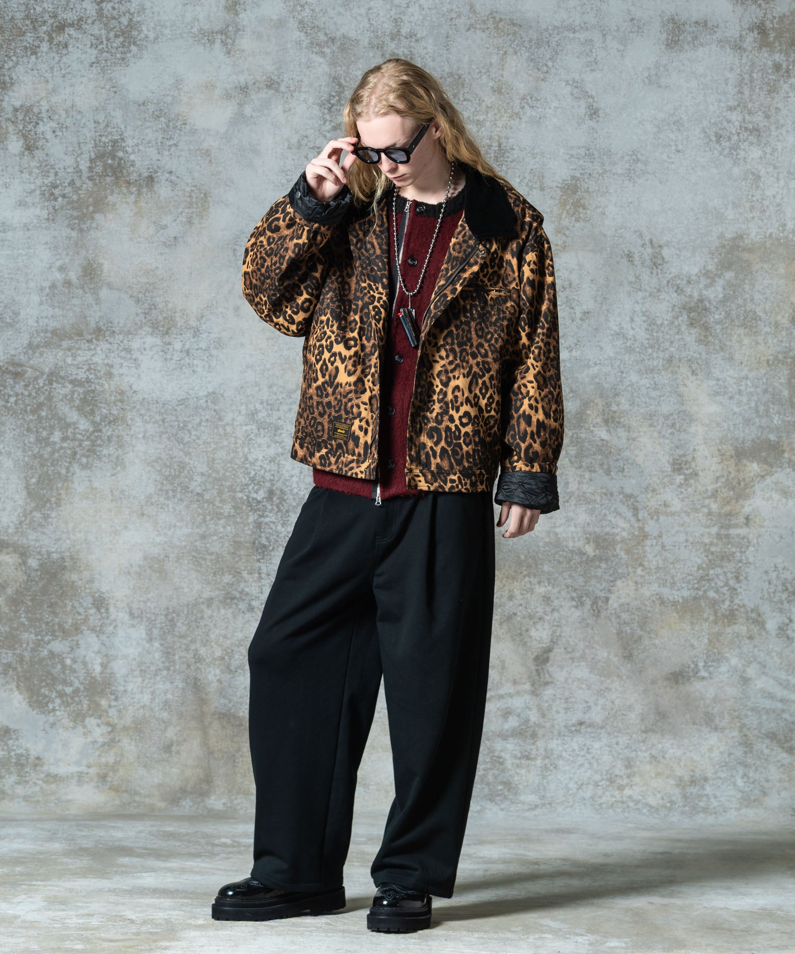 H:185 / C:78 / W:64 / H:88 着用サイズ:L