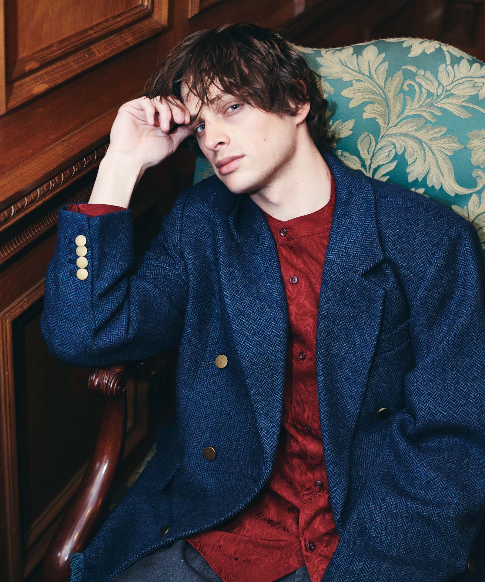 H:186 / C:89 / W:71 / H:92 着用サイズ:L