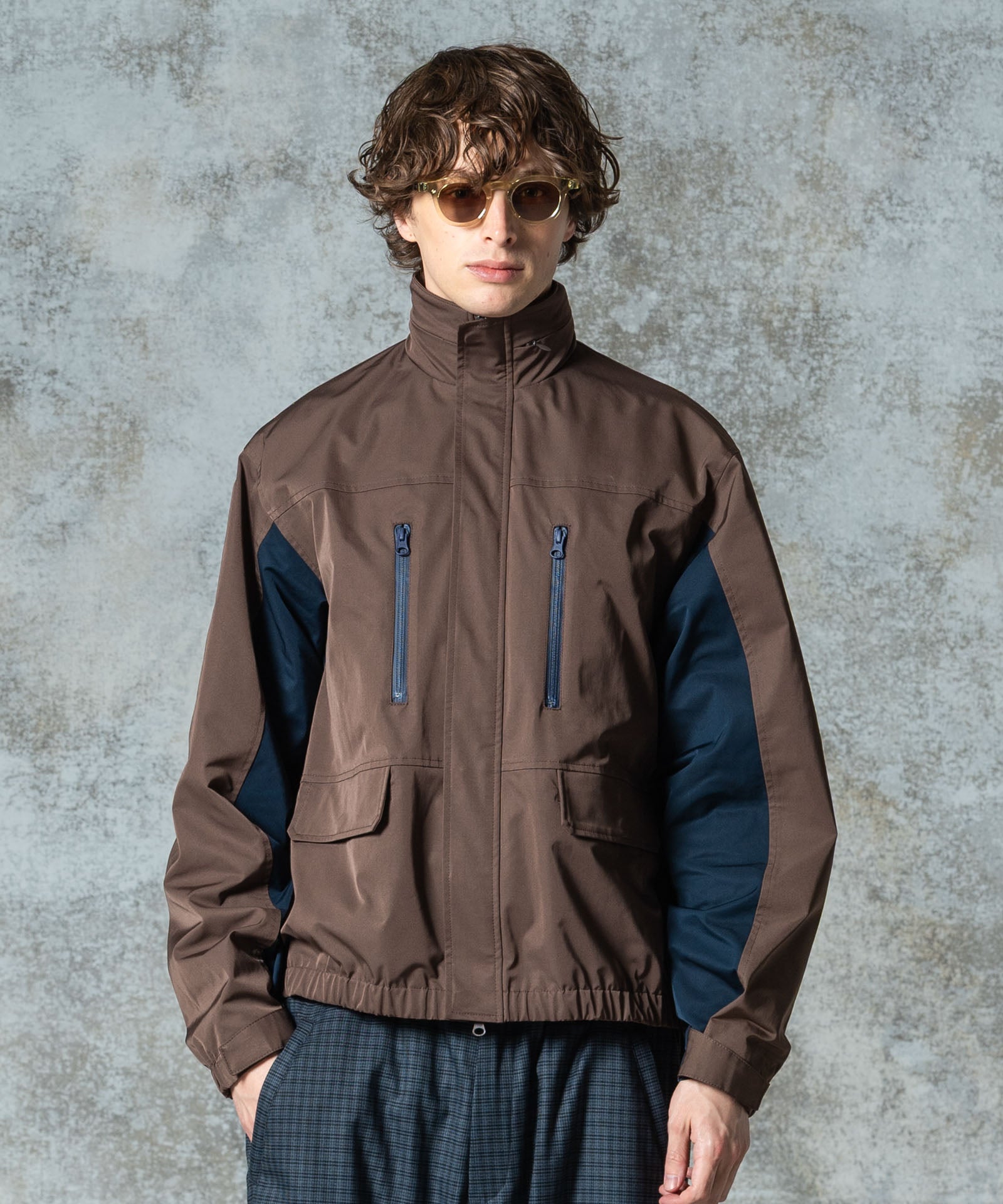 H:186 / C:89 / W:71 / H:92 着用サイズ:L