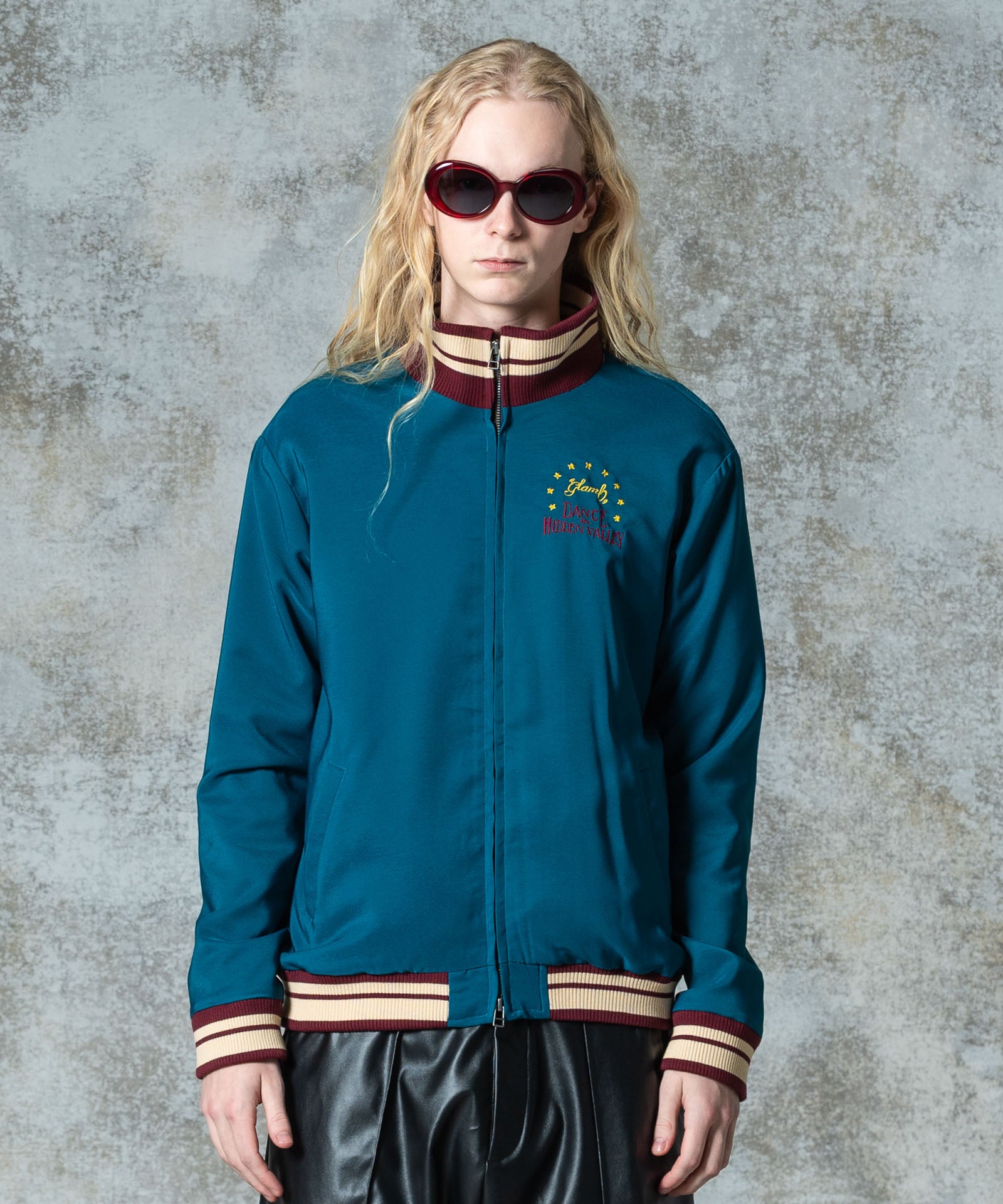 H:185 / C:78 / W:64 / H:88 着用サイズ:L