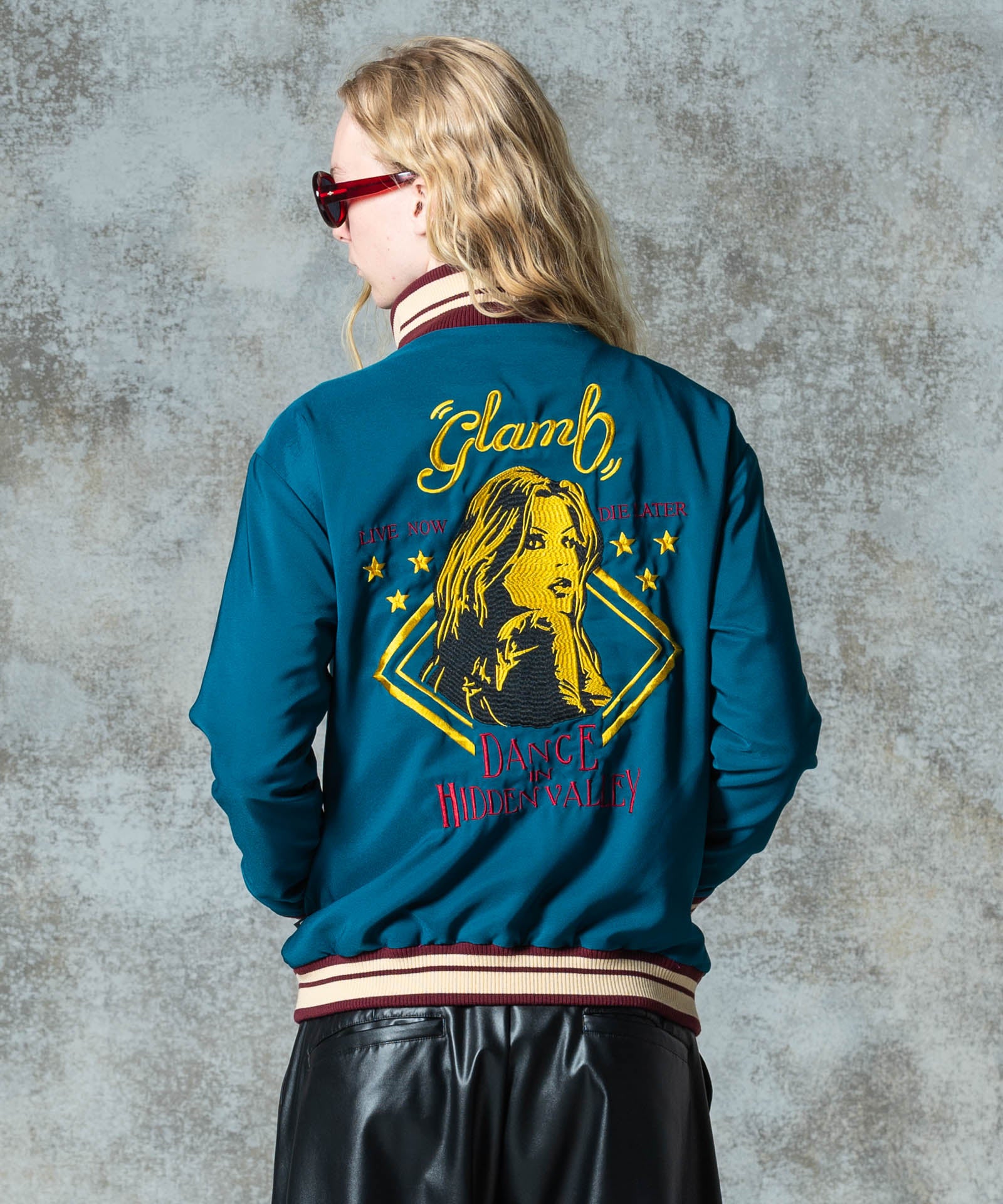 H:185 / C:78 / W:64 / H:88 着用サイズ:L