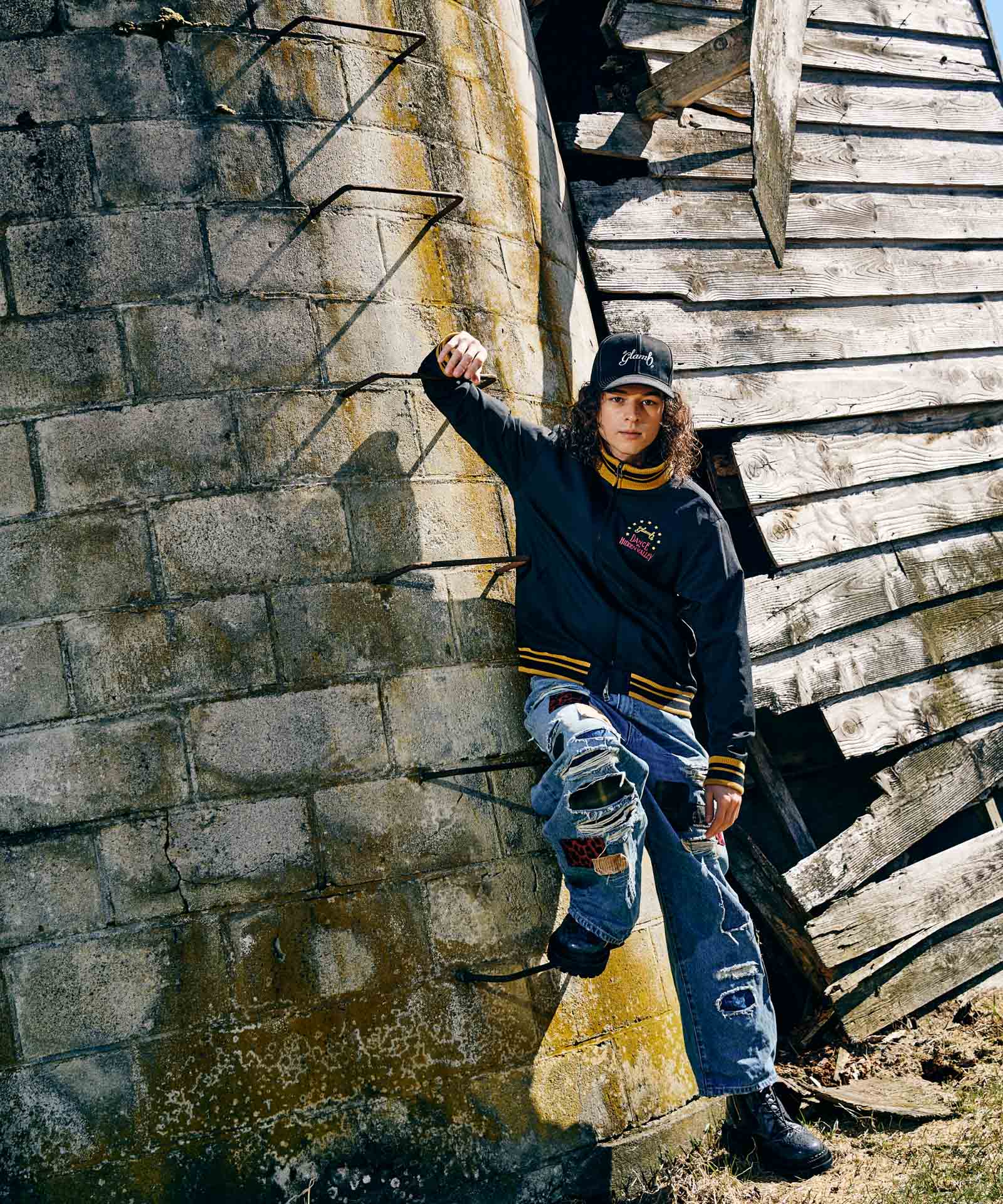 H:175 / C:83 / W:66 / H:87 着用サイズ:M