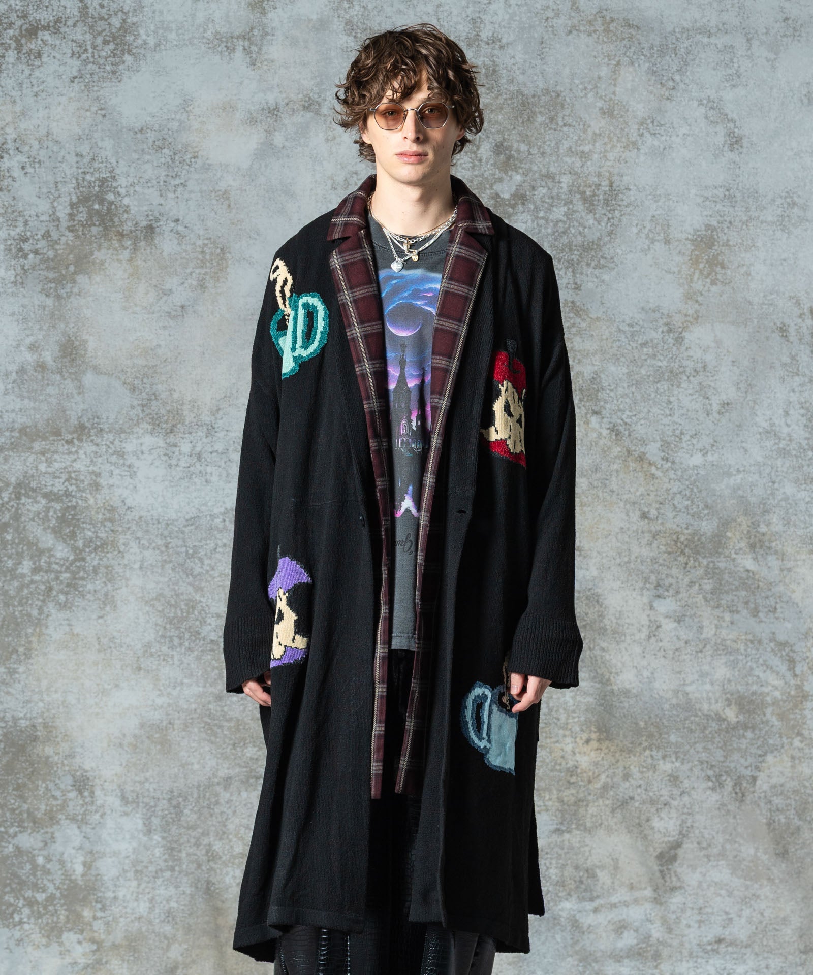 H:186 / C:89 / W:71 / H:92 着用サイズ:L