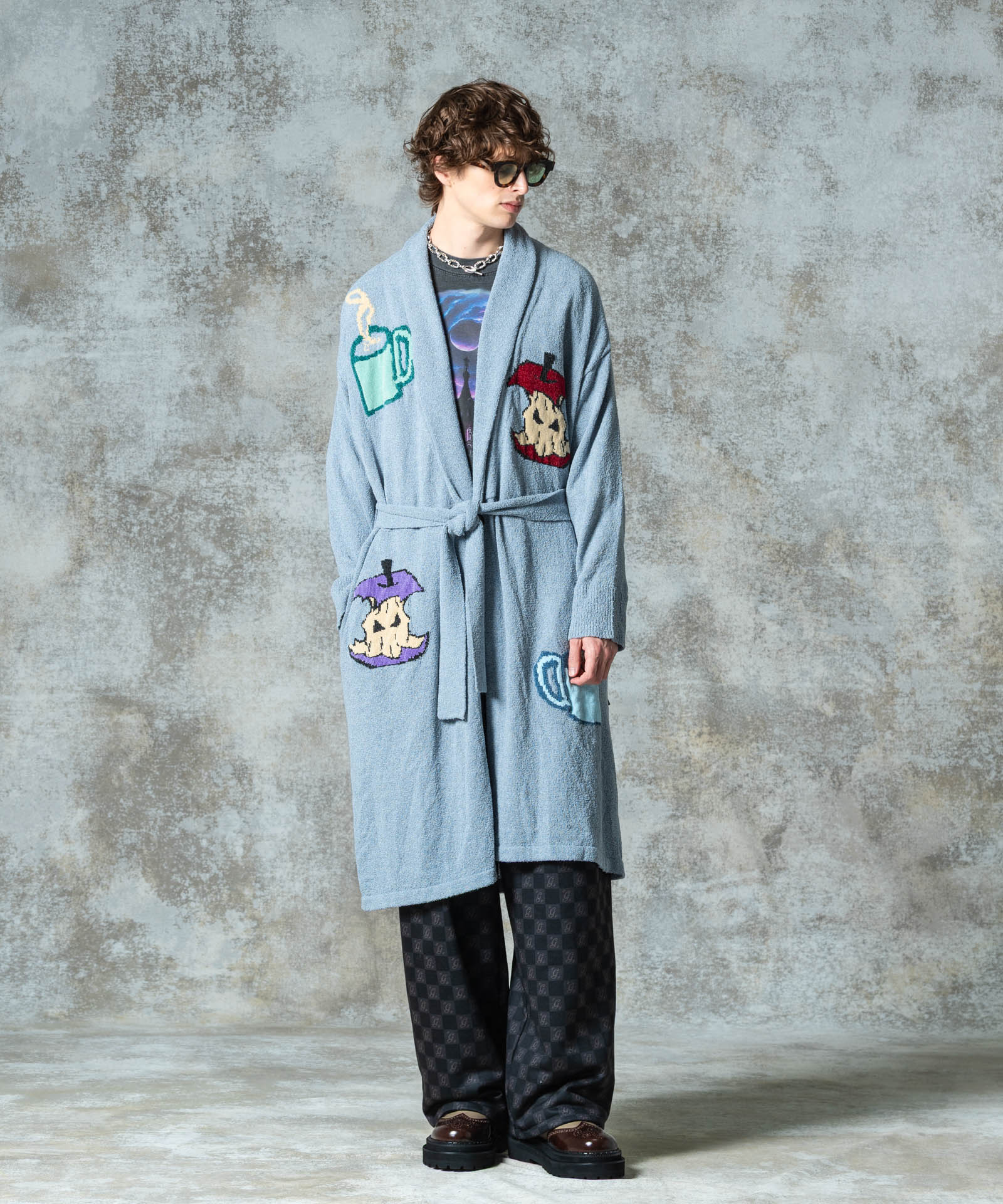 H:186 / C:89 / W:71 / H:92 着用サイズ:M