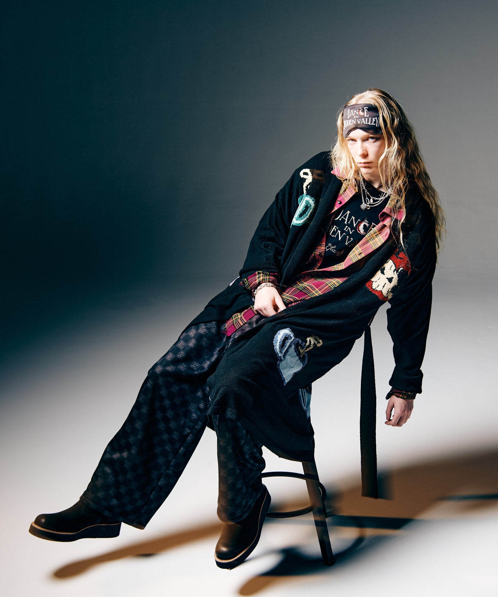 H:185 / C:78 / W:64 / H:88 着用サイズ:L