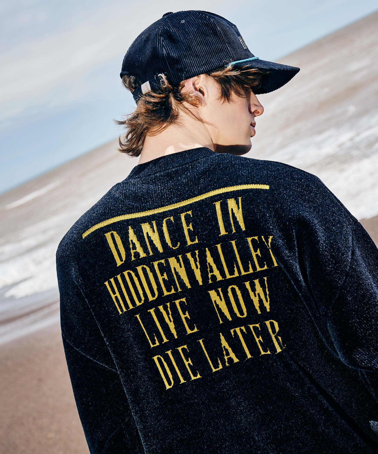 H:186 / C:89 / W:71 / H:92 着用サイズ:M