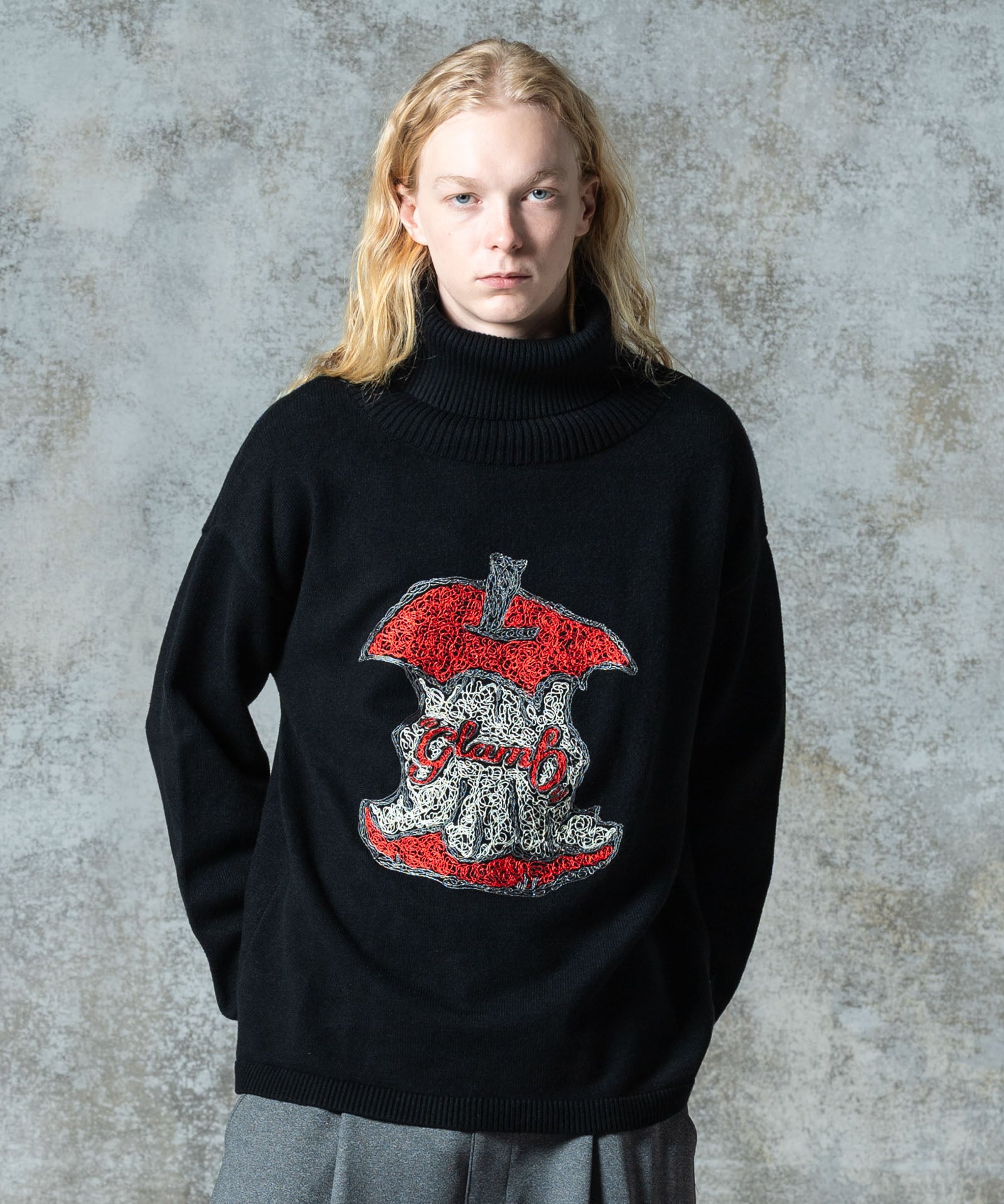 H:185 / C:78 / W:64 / H:88 着用サイズ:M