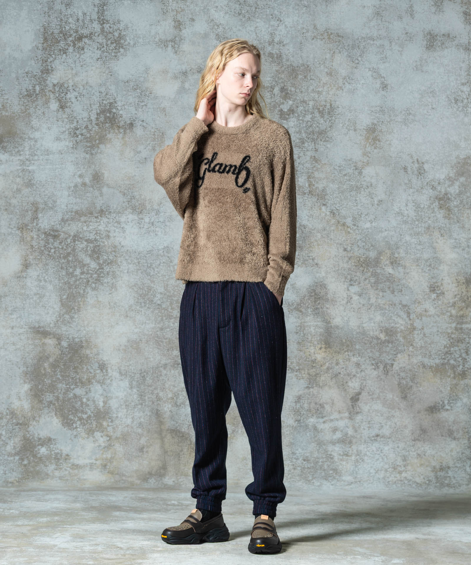 H:185 / C:78 / W:64 / H:88 着用サイズ:M