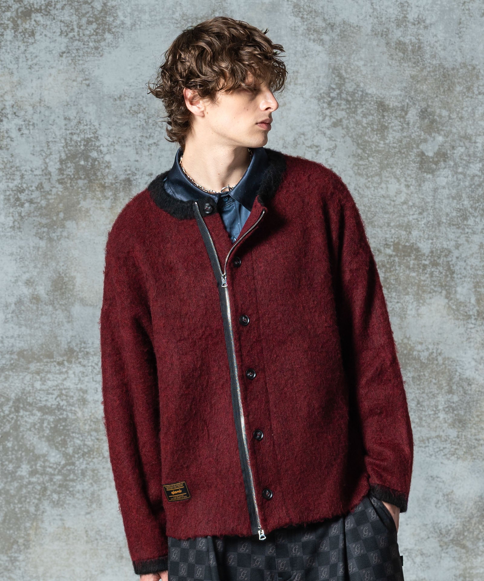 H:185 / C:78 / W:64 / H:88 着用サイズ:M