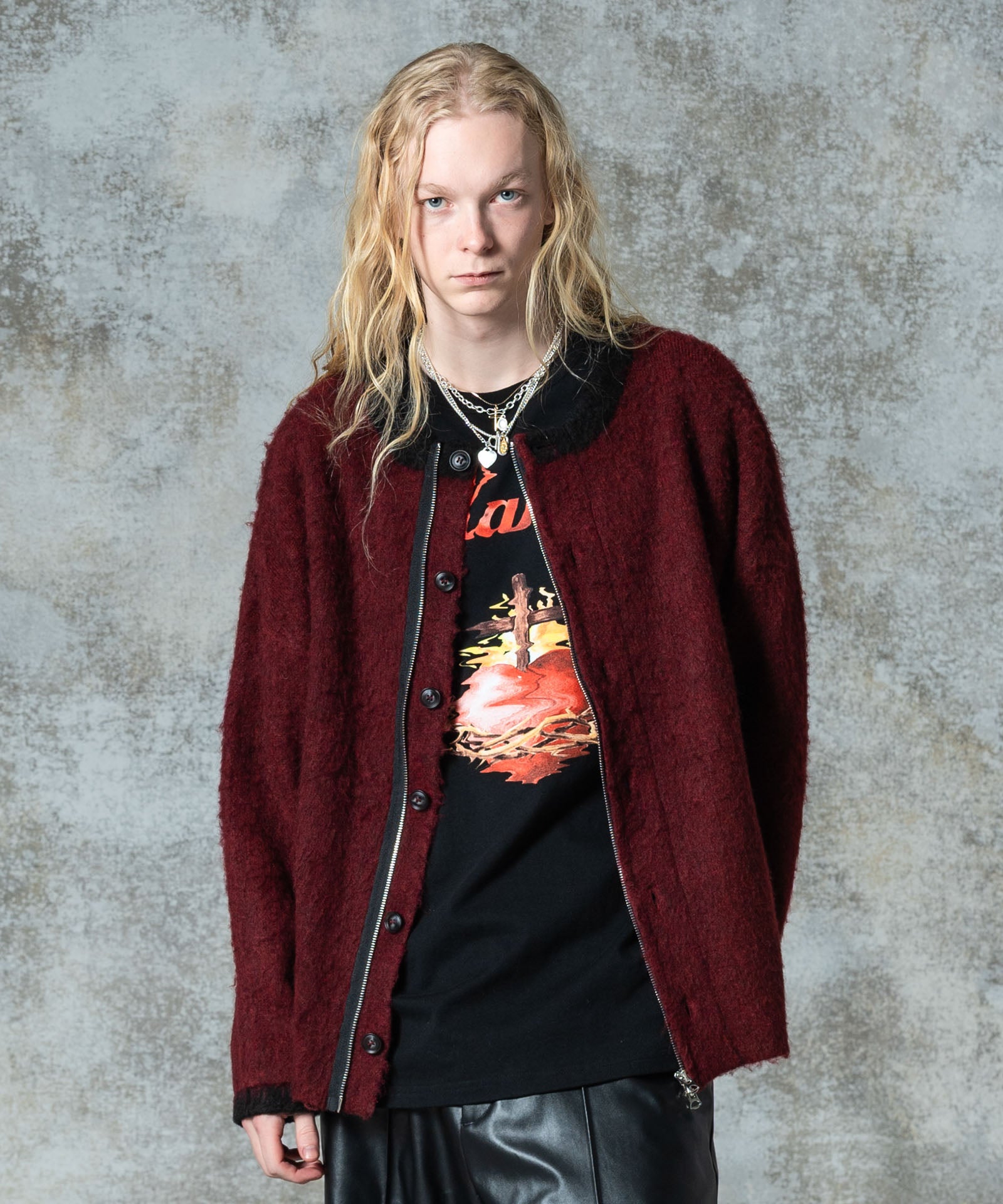 H:185 / C:78 / W:64 / H:88 着用サイズ:L